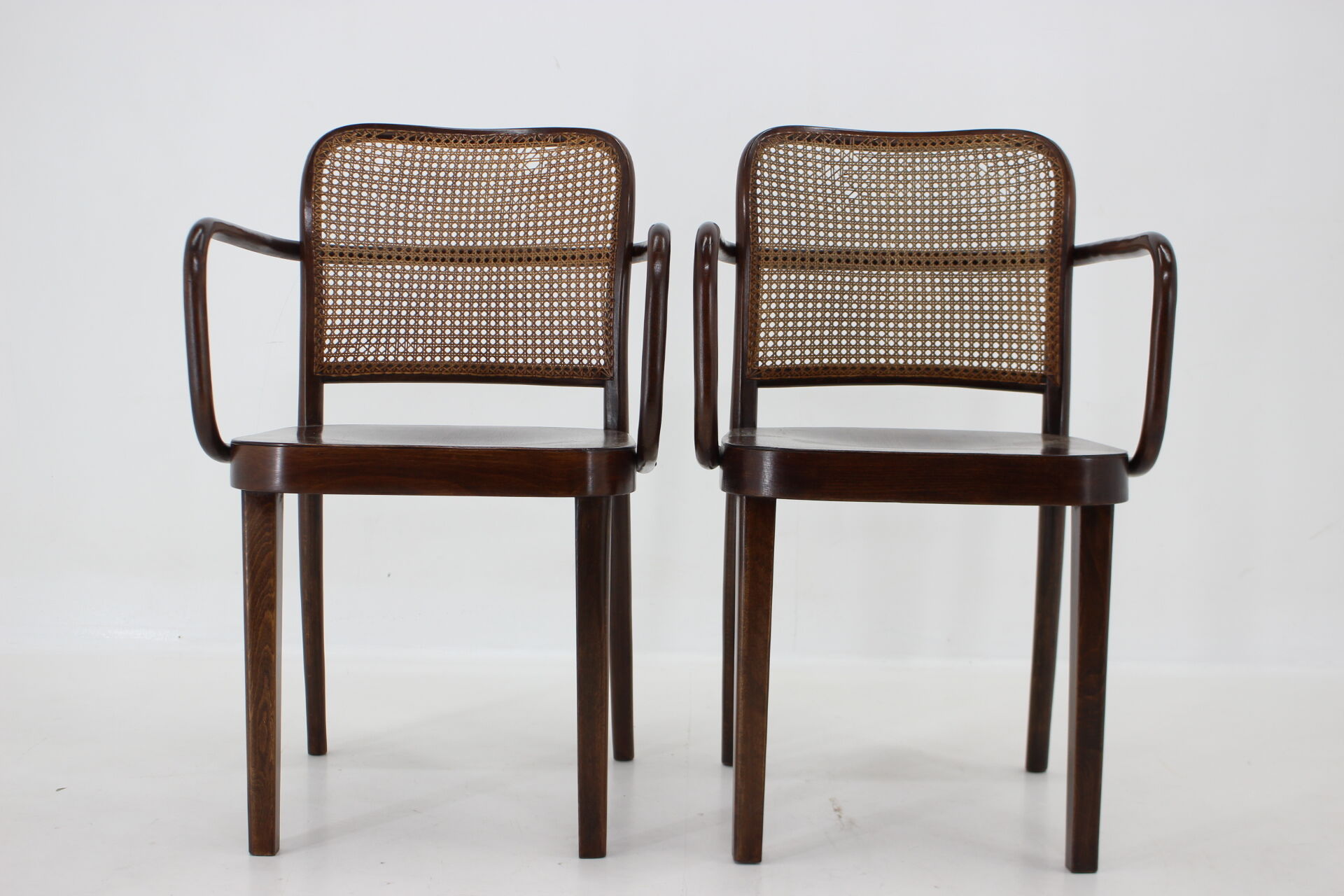1920s Josef Hoffmann Bentwood Chairs, No. 811 for Thonet,Czechoslovakia