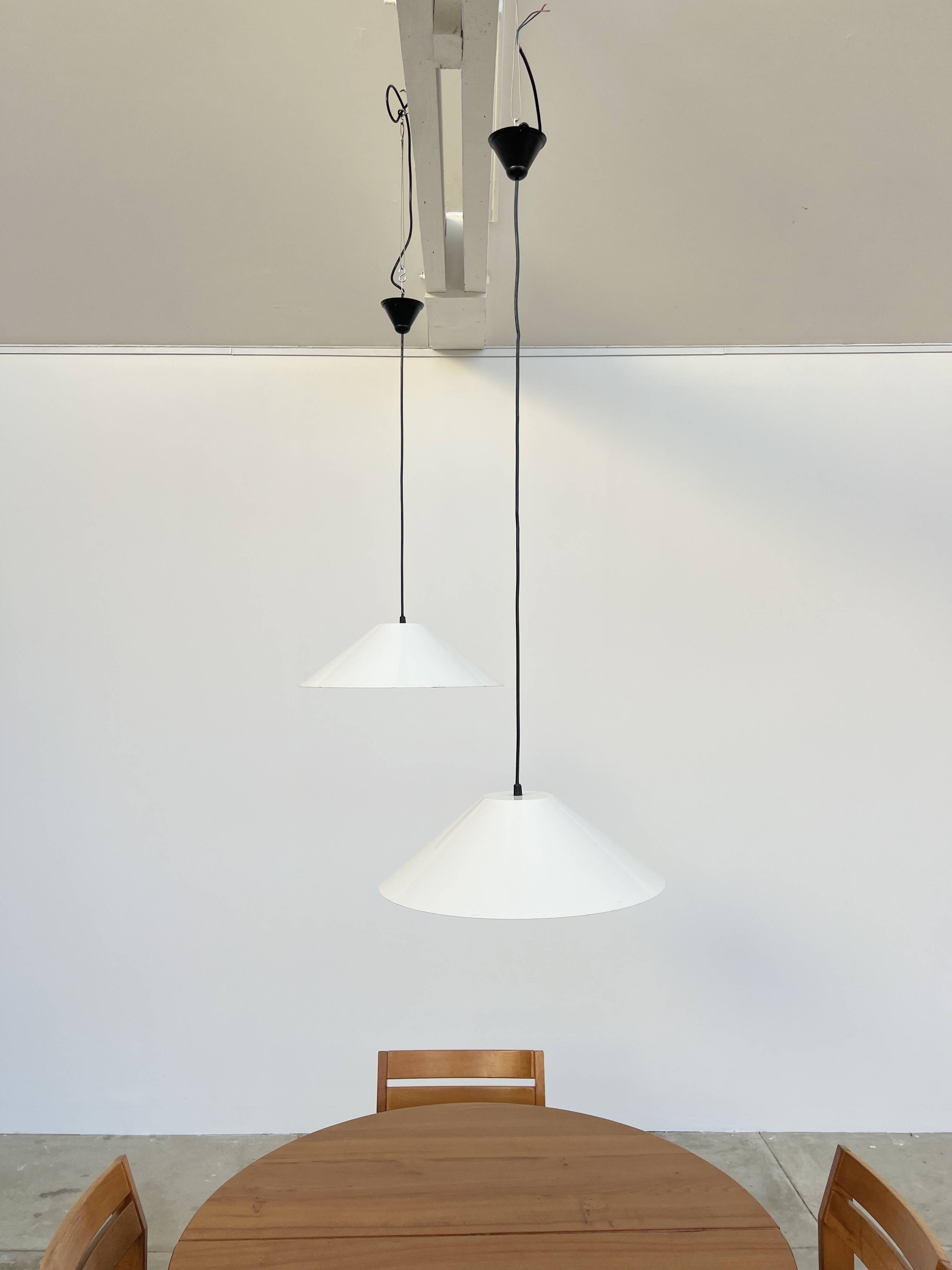 Lita 6047 White Pendant Light – Ø50 – 80s French Industrial Design