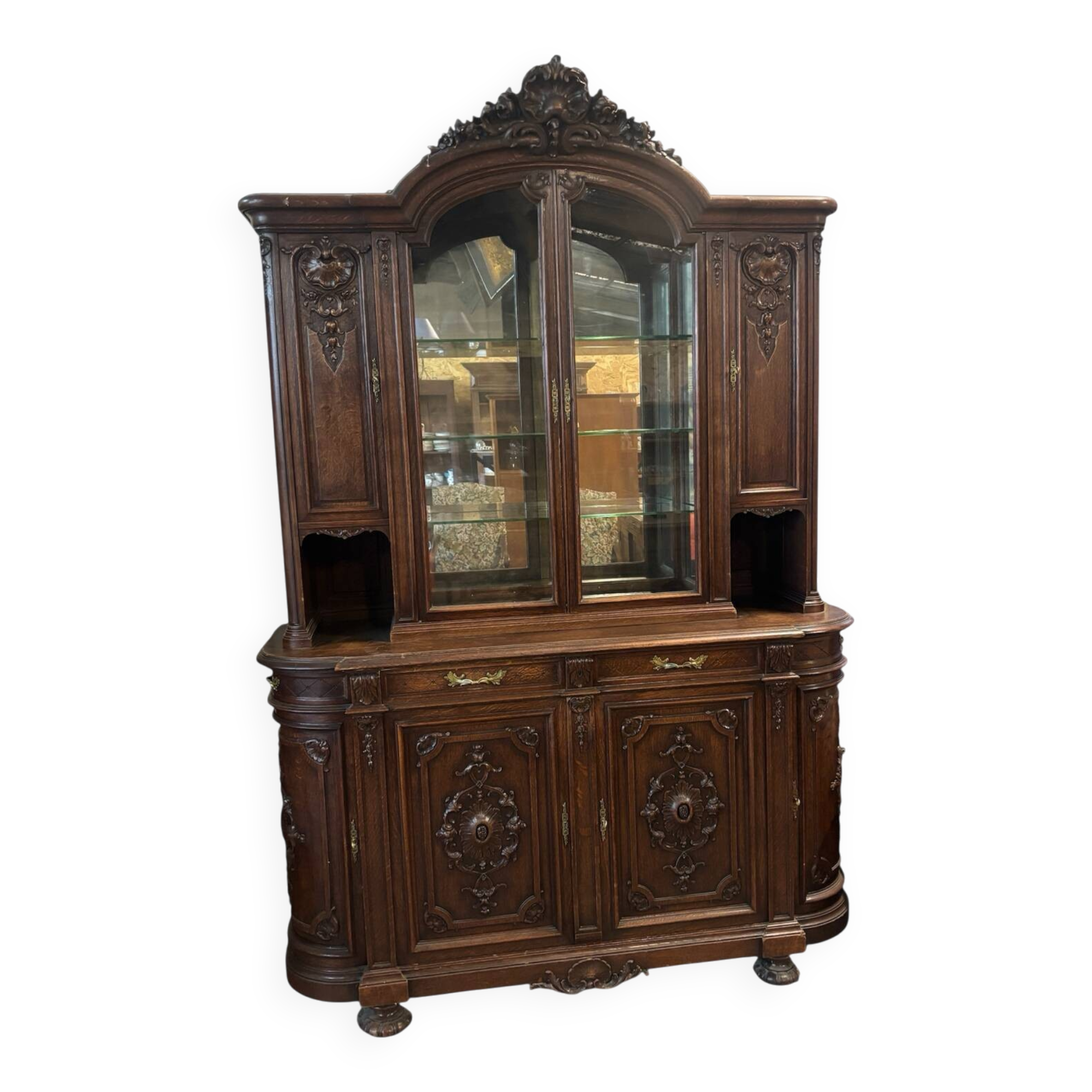 Rococo style Louis XV display cabinet/ showcase