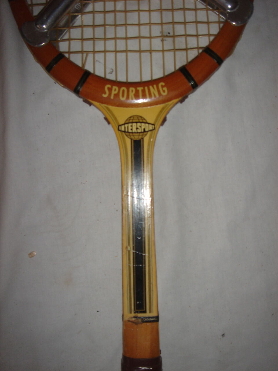 Former tennis racket Donnay La Hutte Sporting Intersport 1960