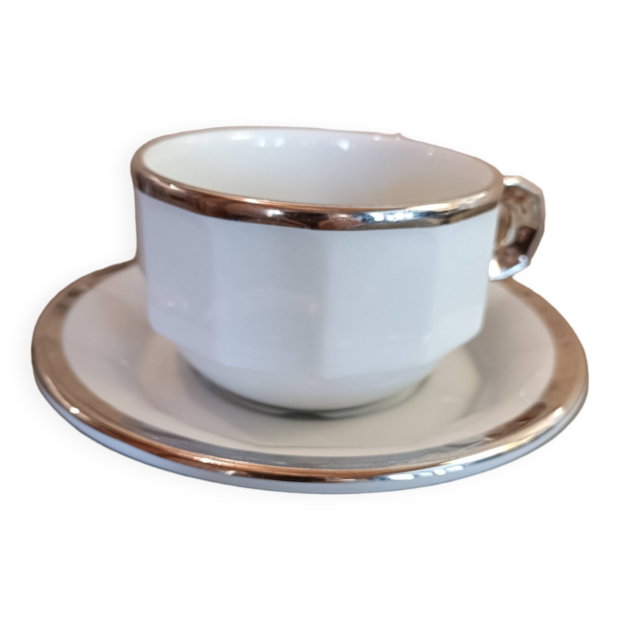 Pillivuyt tea/chocolate cup with saucer