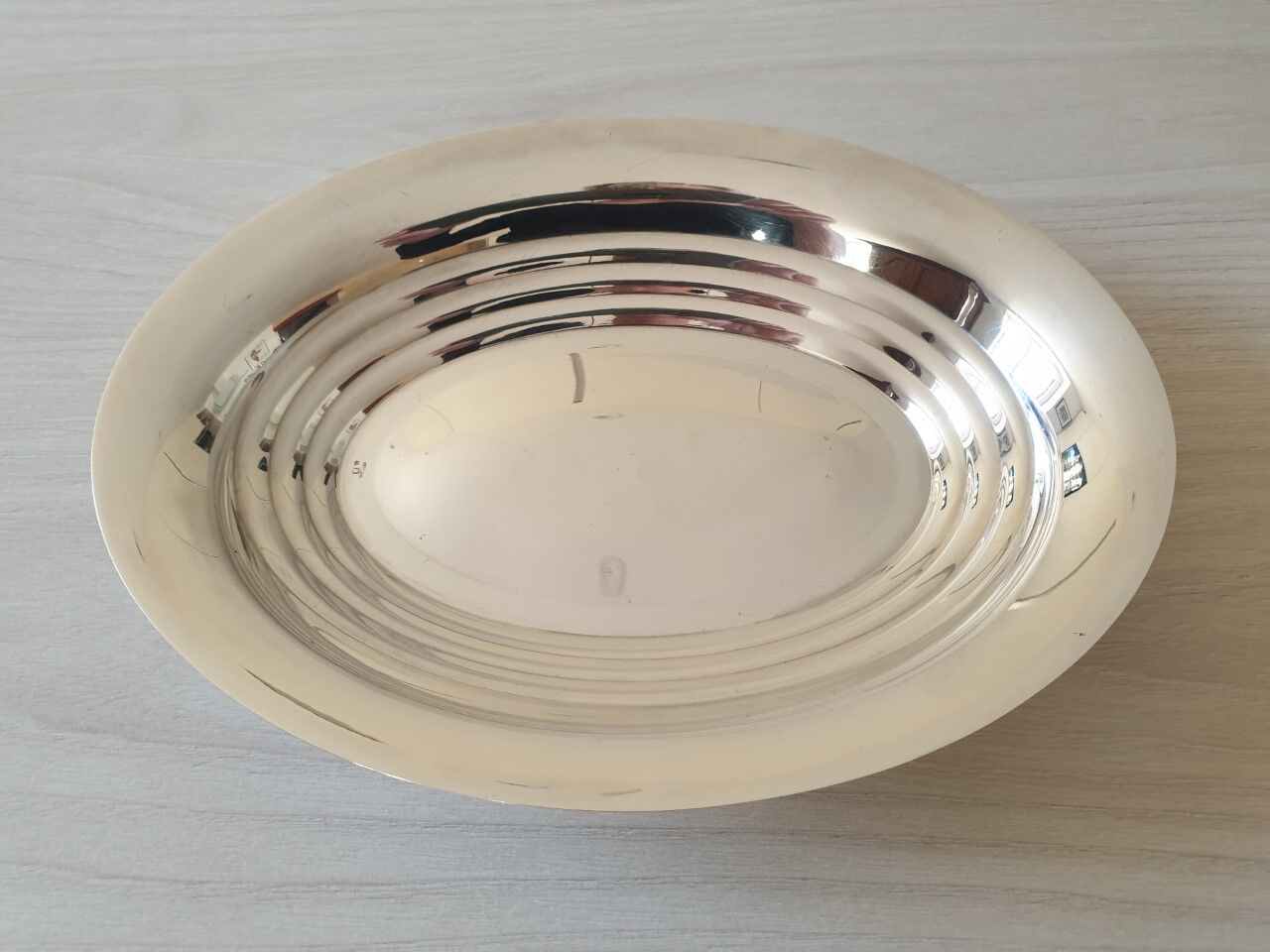 Silver metal vegetable dish
