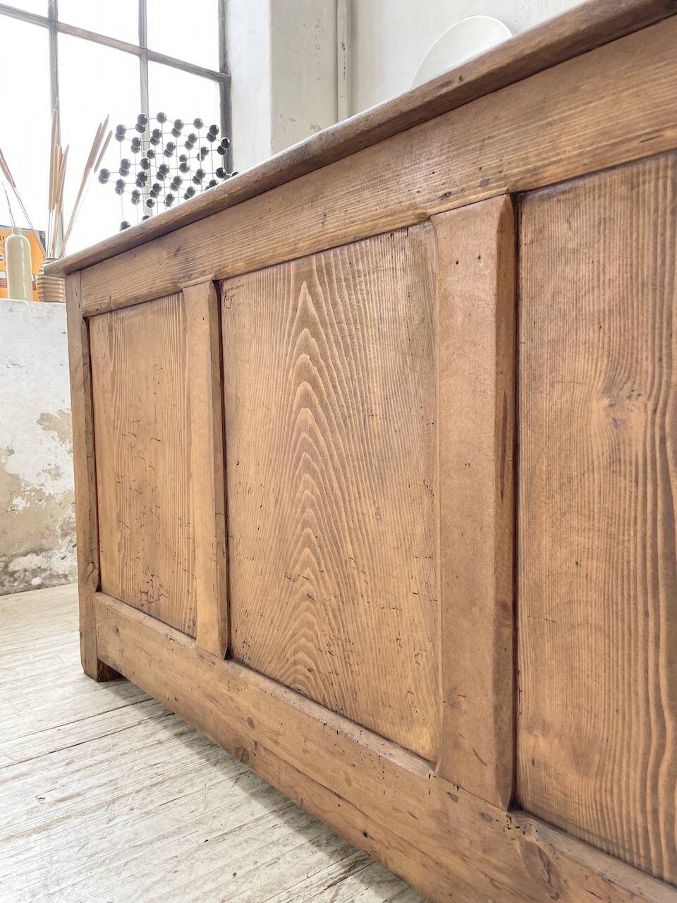 Oak and pine counter 1950