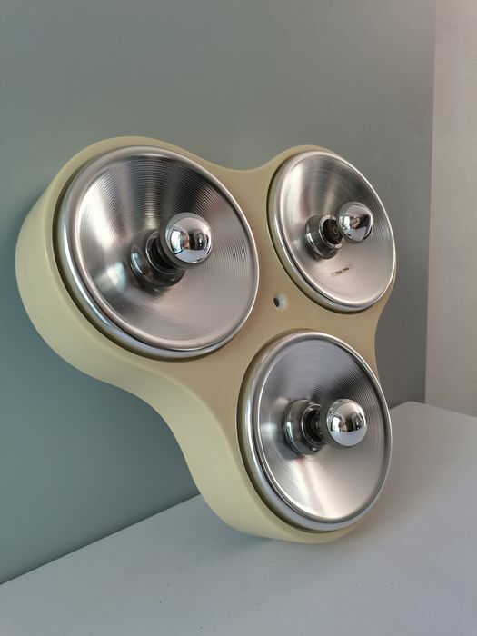 Italian plafonier Harveiluce iGuzzini mod. 5032