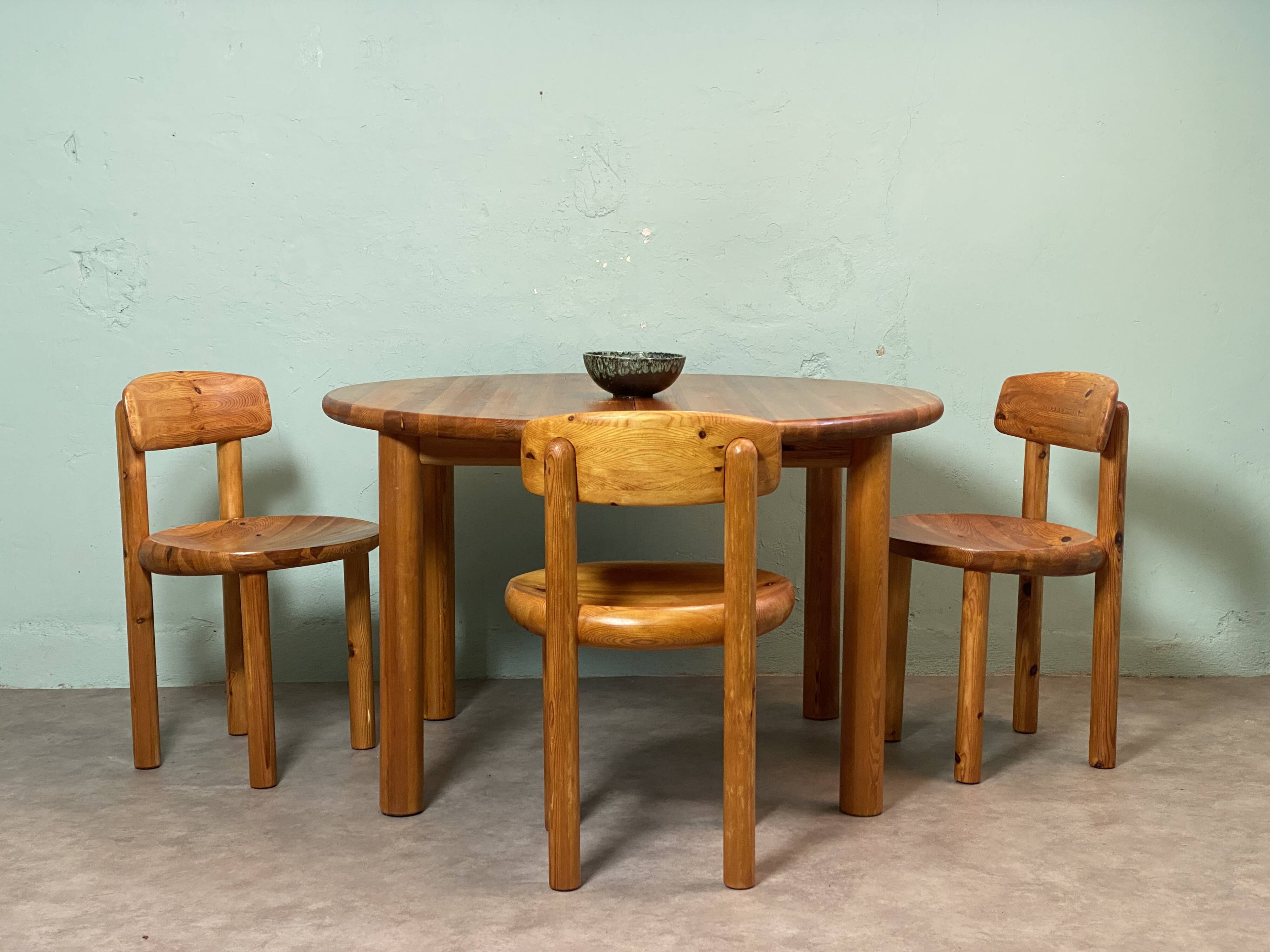 Table et chaises de Rainer Daumiller design scandinave des années 70