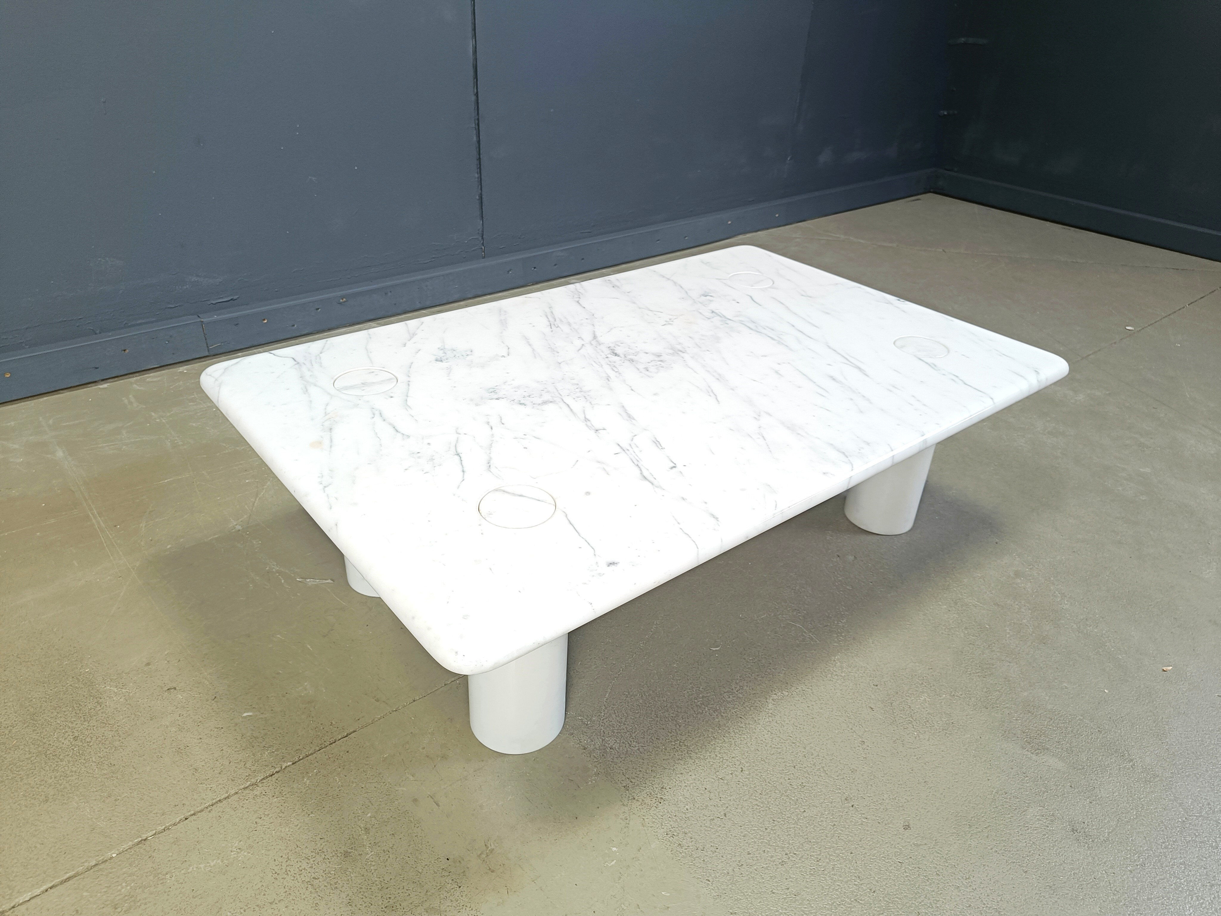 Angelo Mangiarotti carrara marble coffee table for Up&Up, Italy