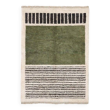 Handmade artisanal Moroccan Atlas rug made from natural wool.