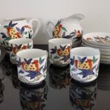 Set of 6 porcelain cups, 6 saucers, teapot and milk jug