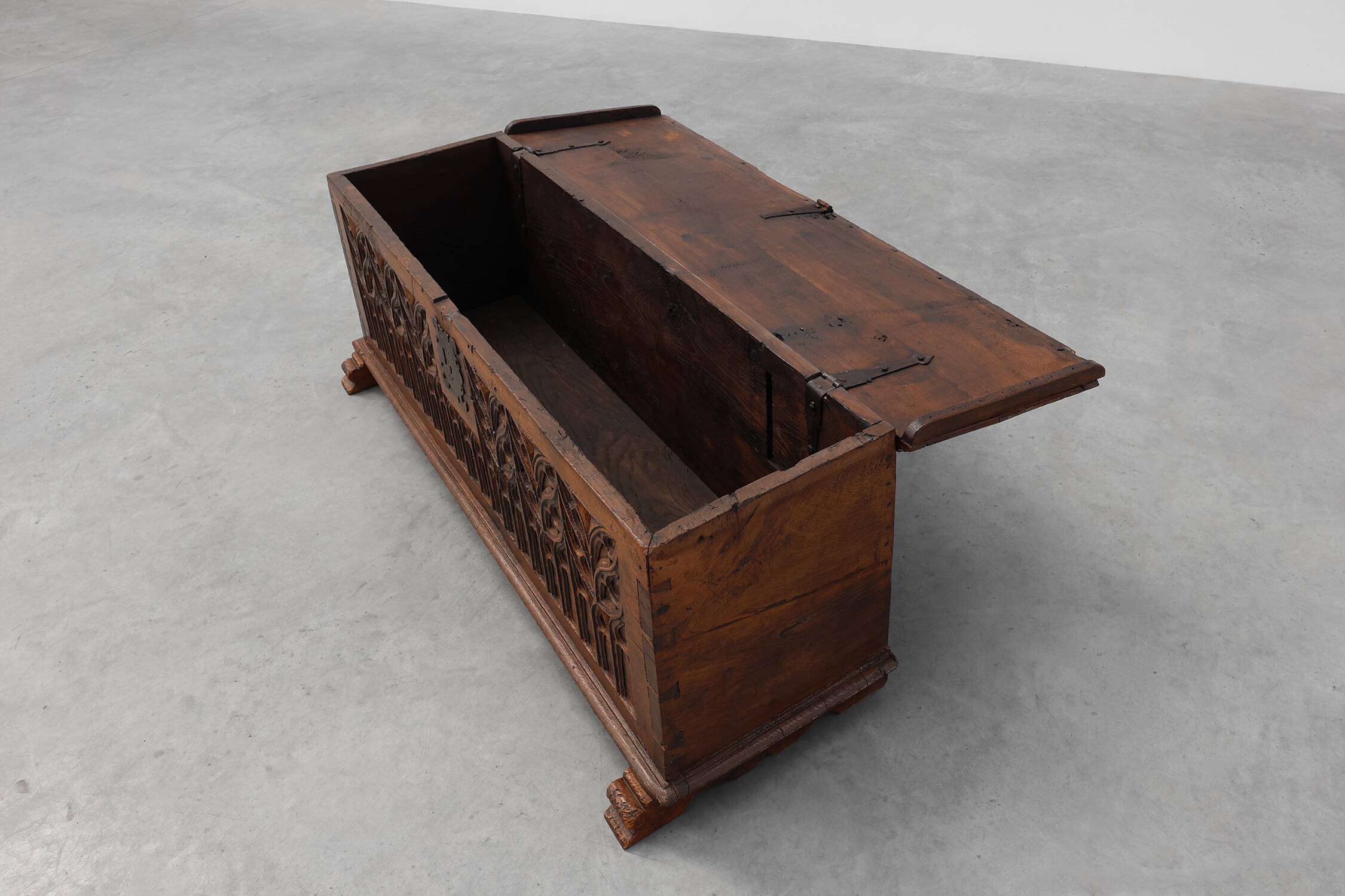 Rare Large Gothic 16th century carved solid oak chest, France