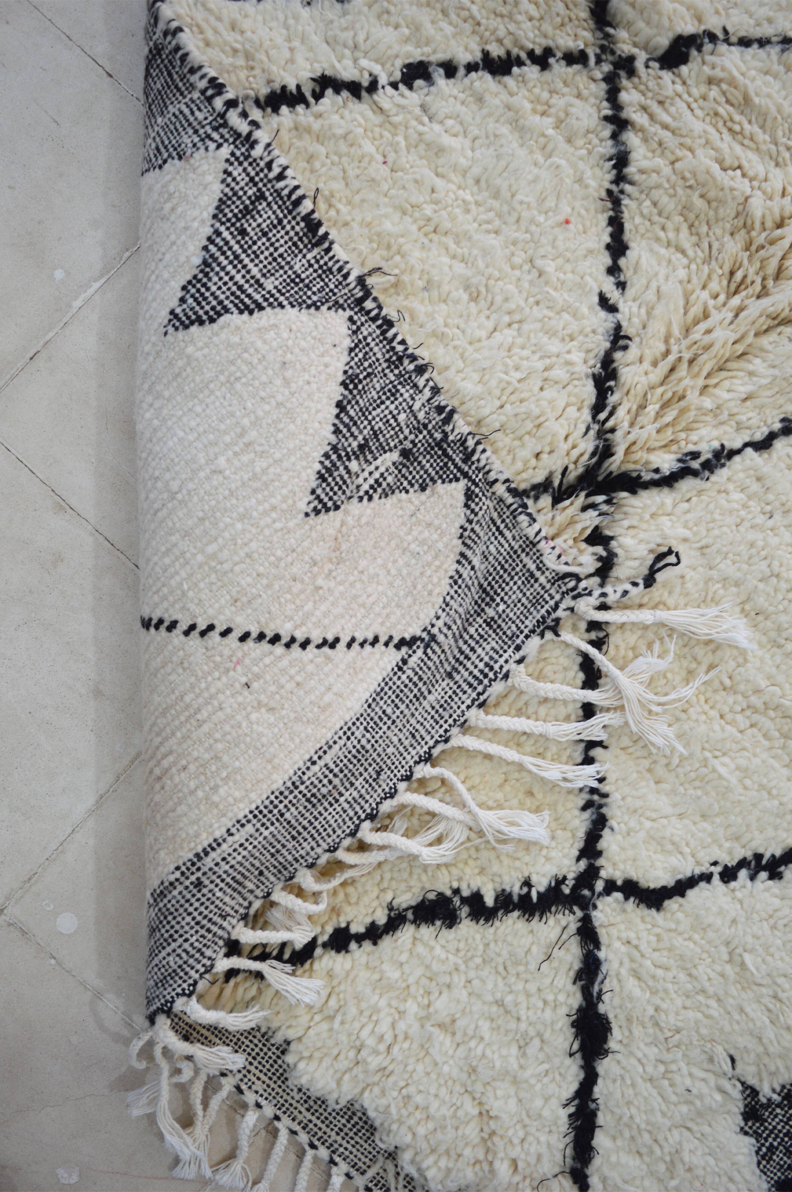 Berber carpet losange 160 x 103cm