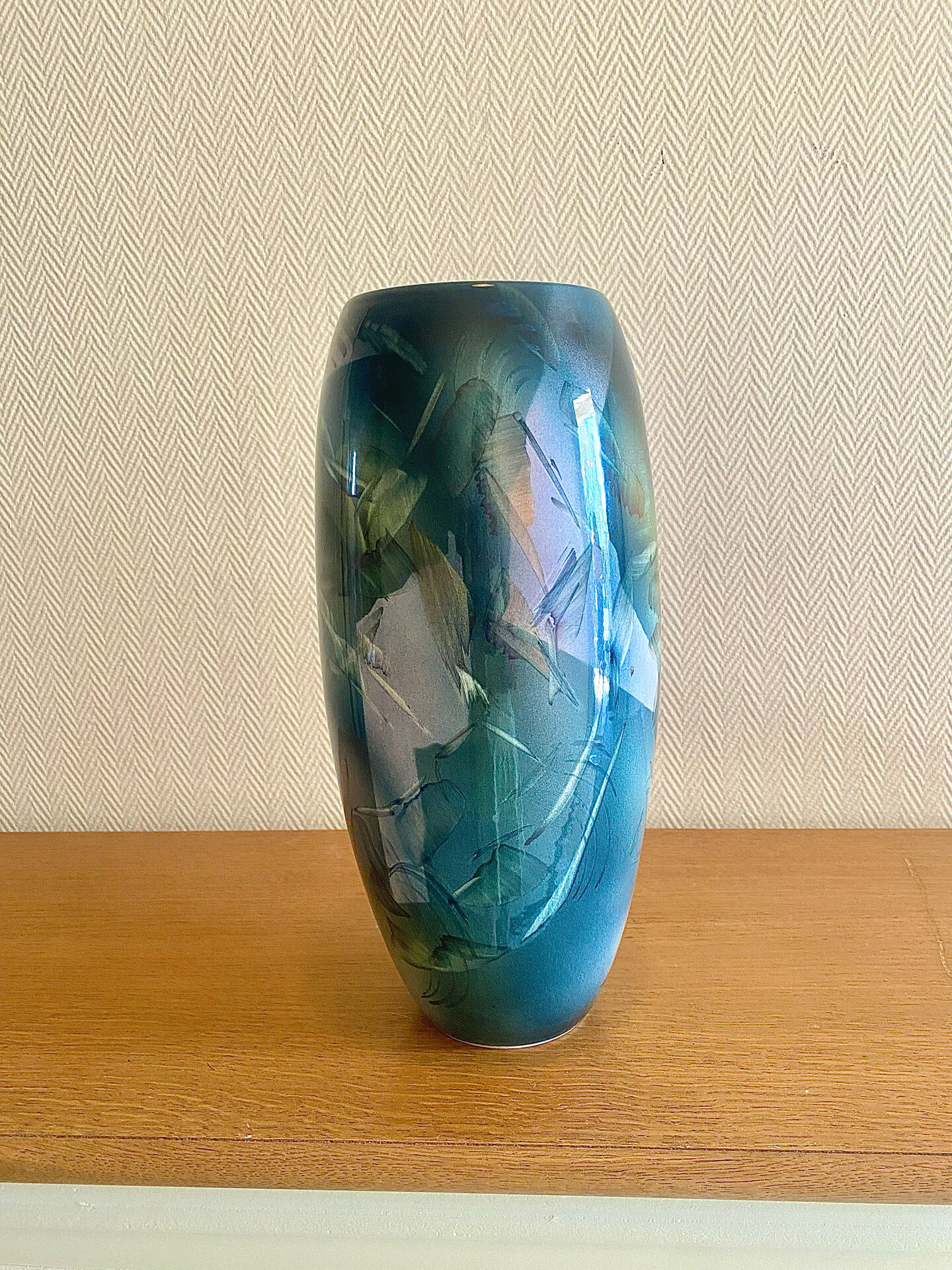 Large lacquered ceramic vase signed Grech