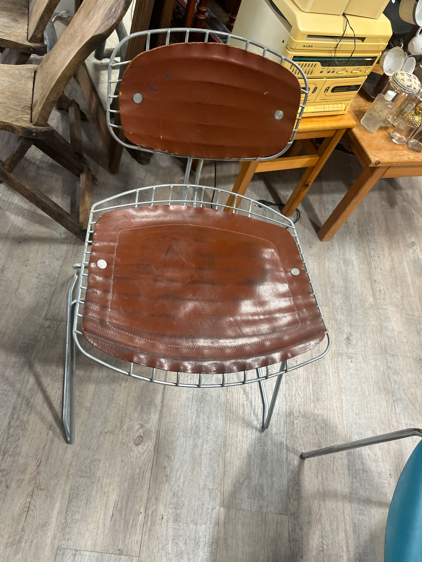 BEAUBOURG chair