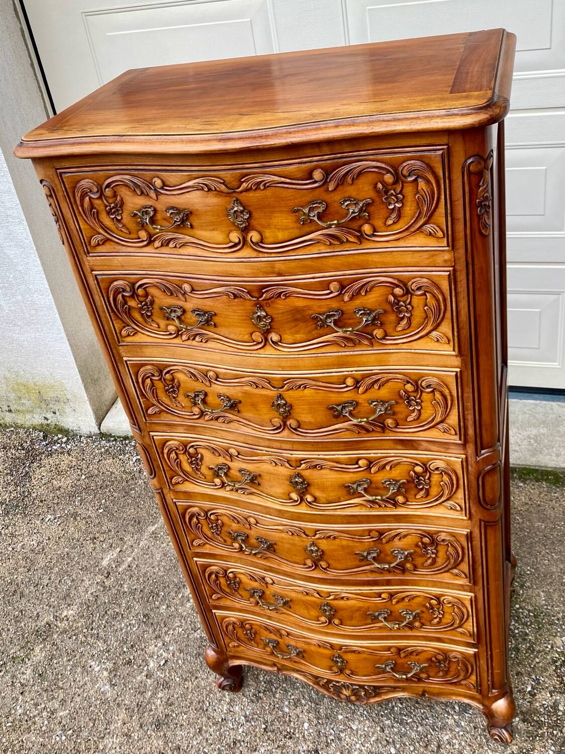 Semainier chiffonnier avec gravure style Louis XV à 7 tiroirs