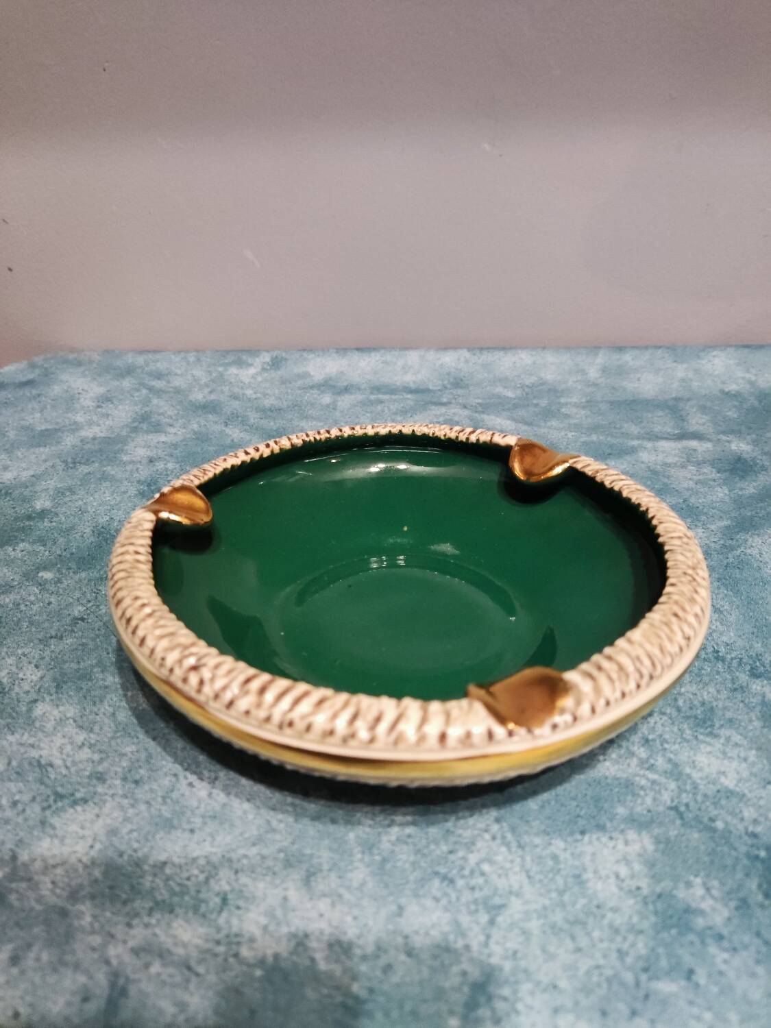 Cendrier, vide-poches en céramique signé Brisdoux