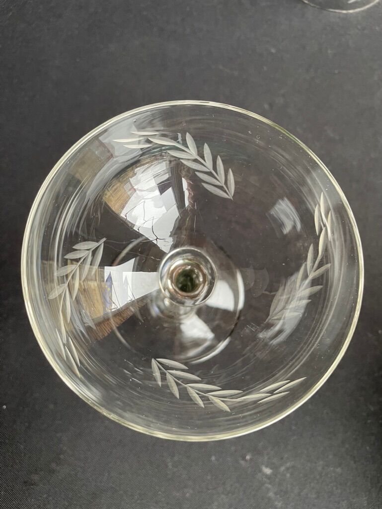 6 champagne glasses in 1/2 crystal blown and cut – Early twentieth century