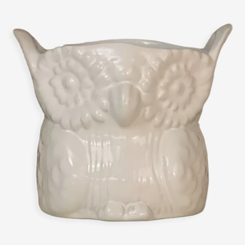 Owl pot cache