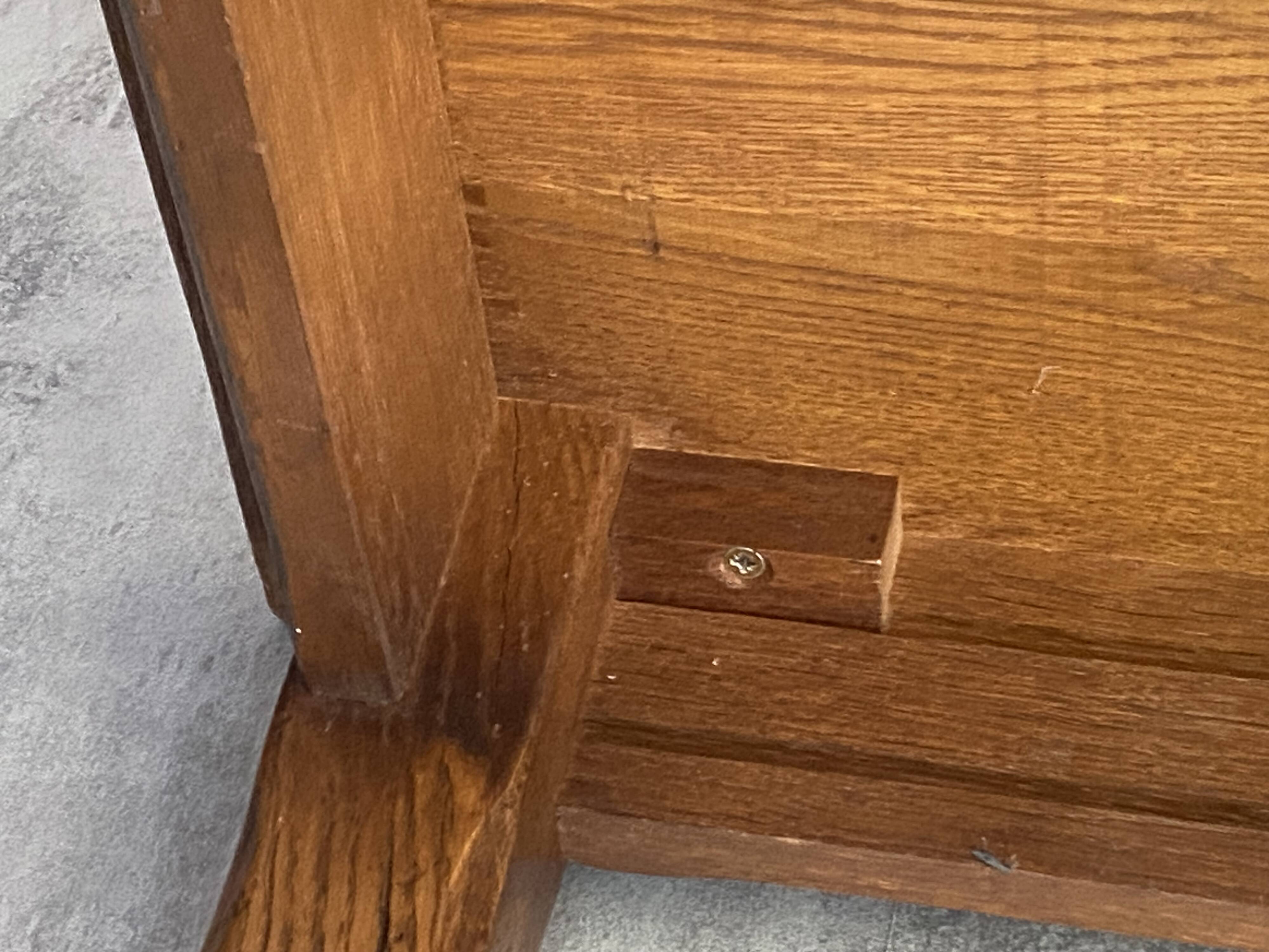 Rustic farmhouse antique coffee table made of solid oak with 1 drawer 50.