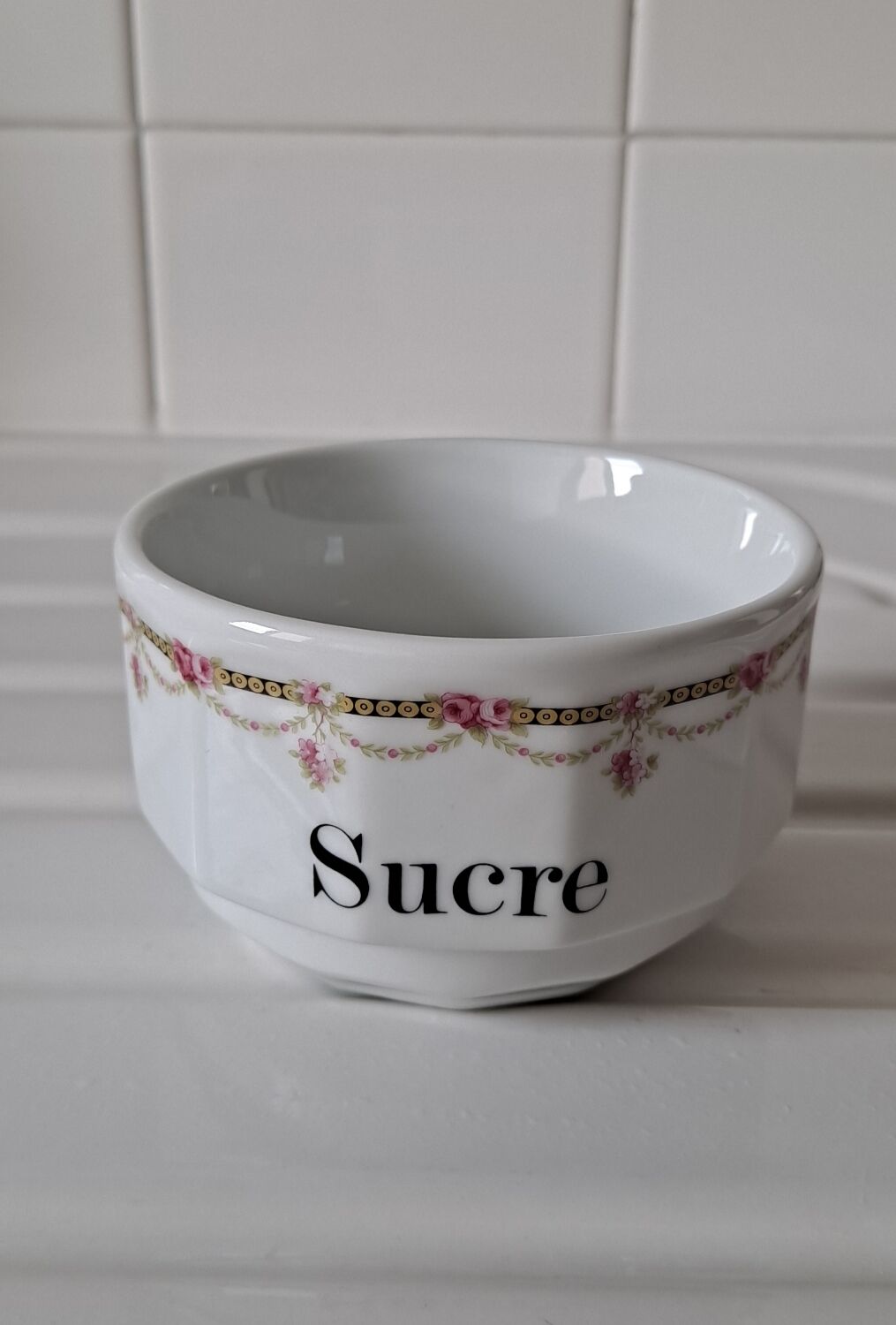 Sucrier guirlande de roses Apilco
