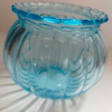 Vase bleu boule signé