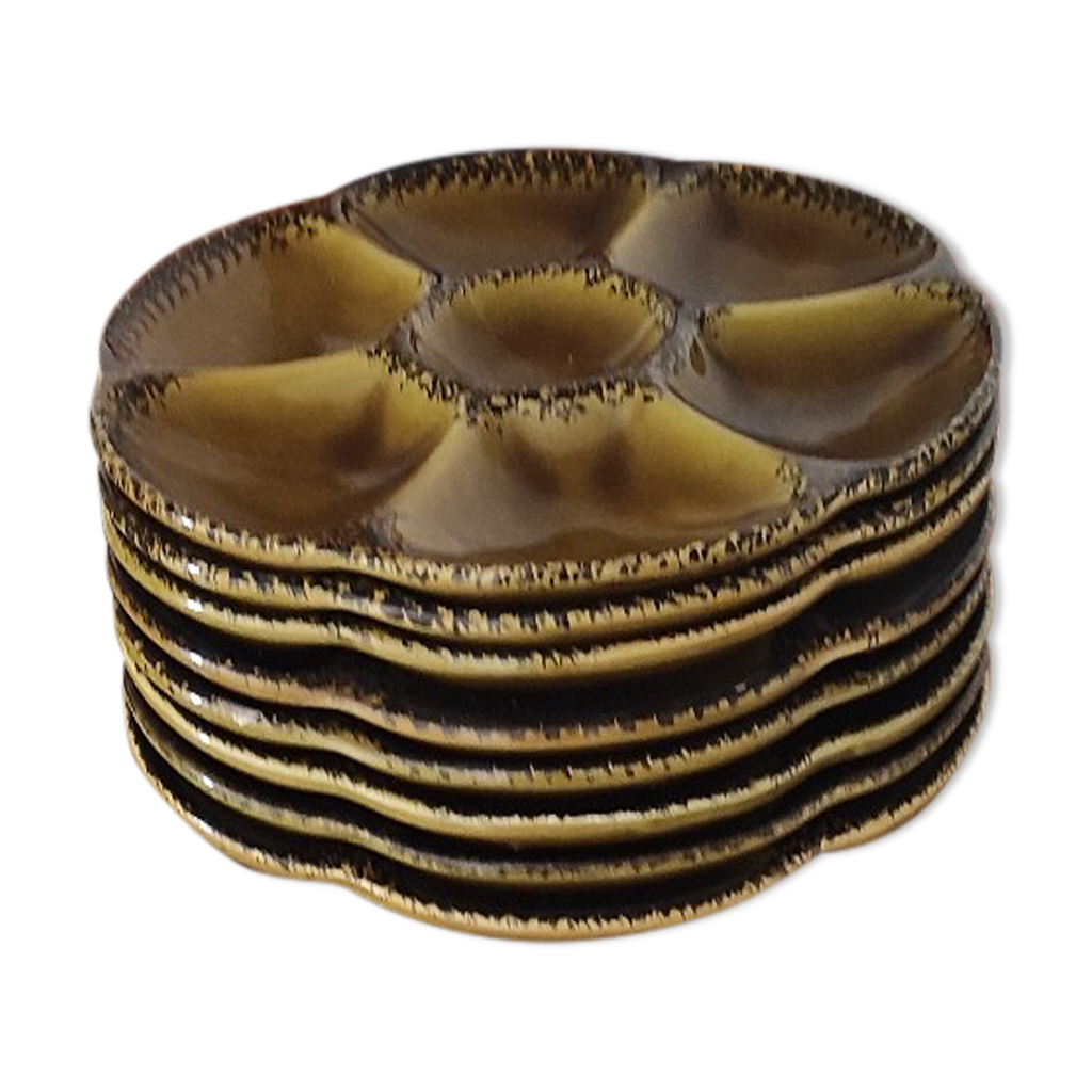 Lot 8 assiettes à huître en faience barbotine GIEN France