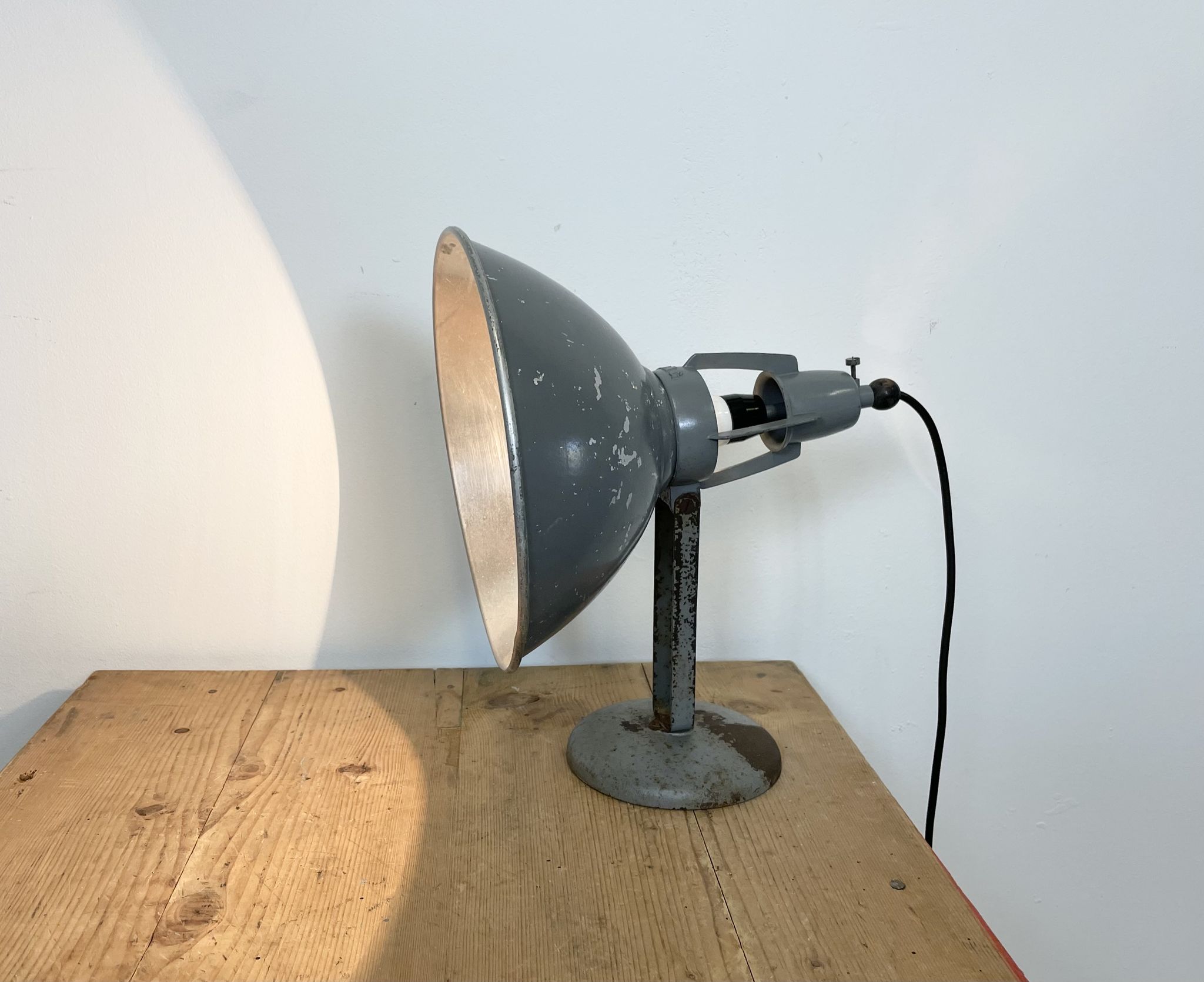 Lampe de table industrielle de bag turgi, années 1950