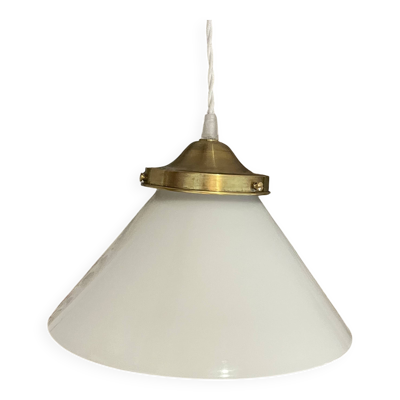 Suspension globe vintage opaline blanche lisse et métal doré