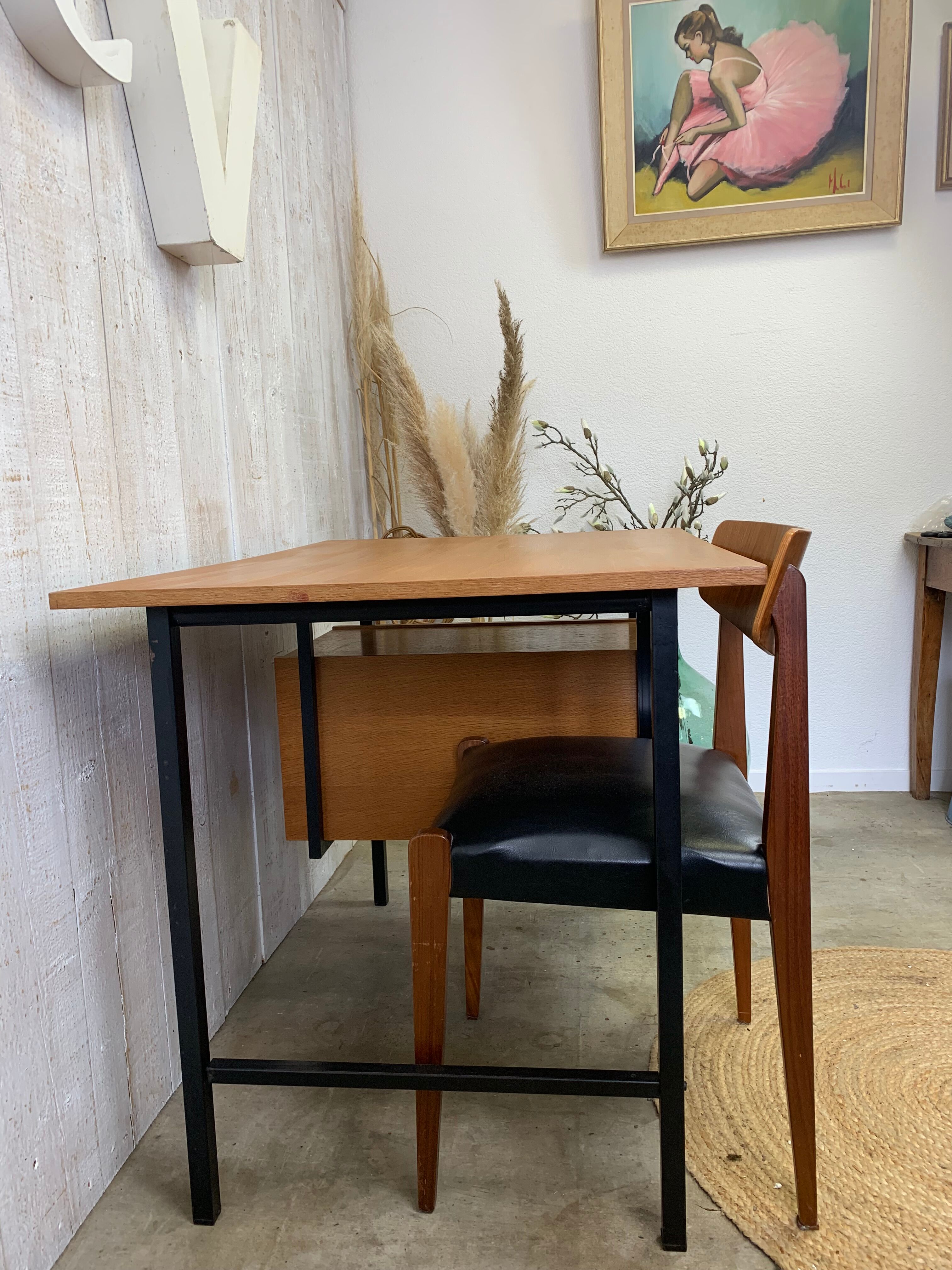 60's modernist office