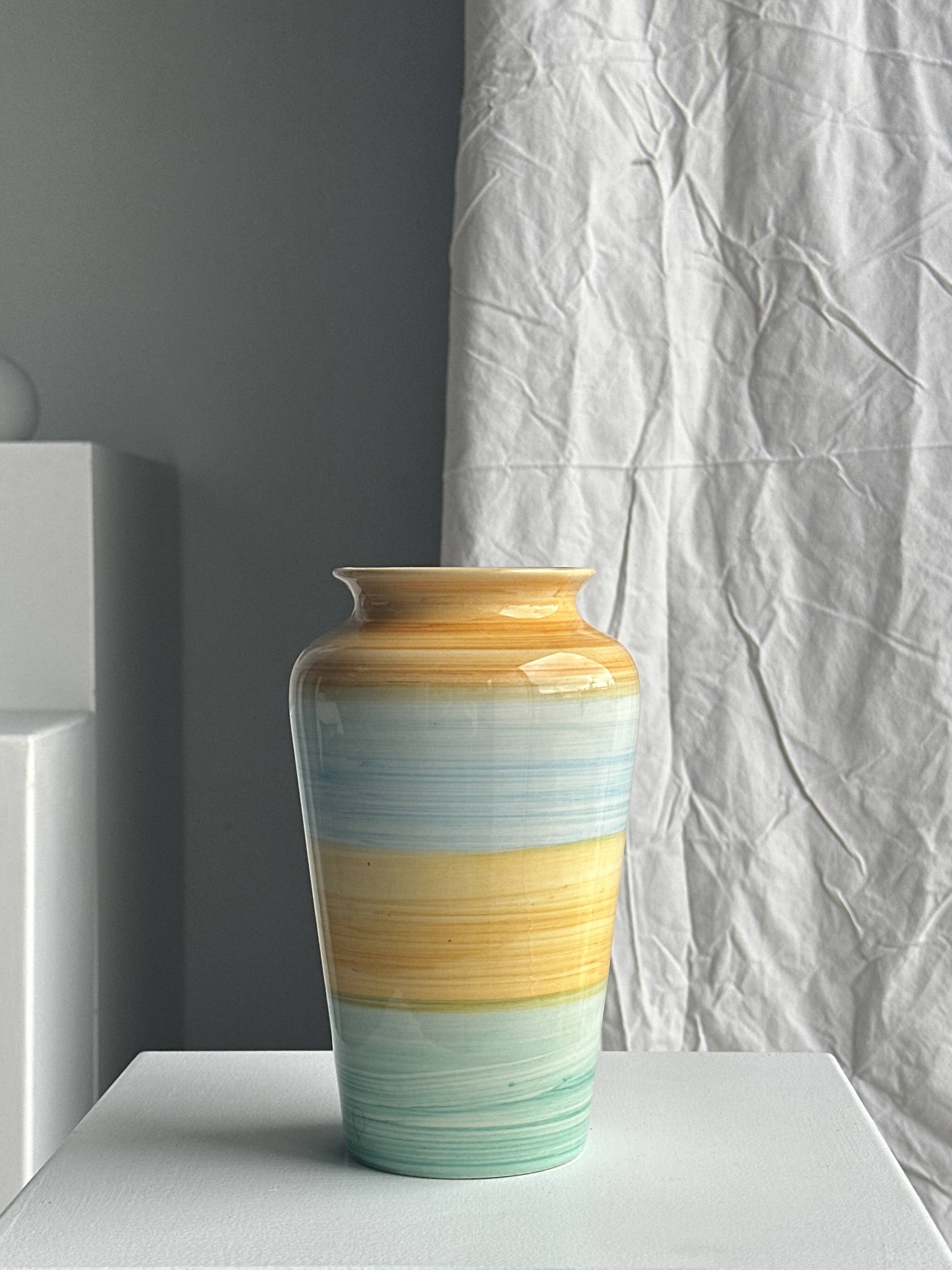 90s vase green, yellow, blue