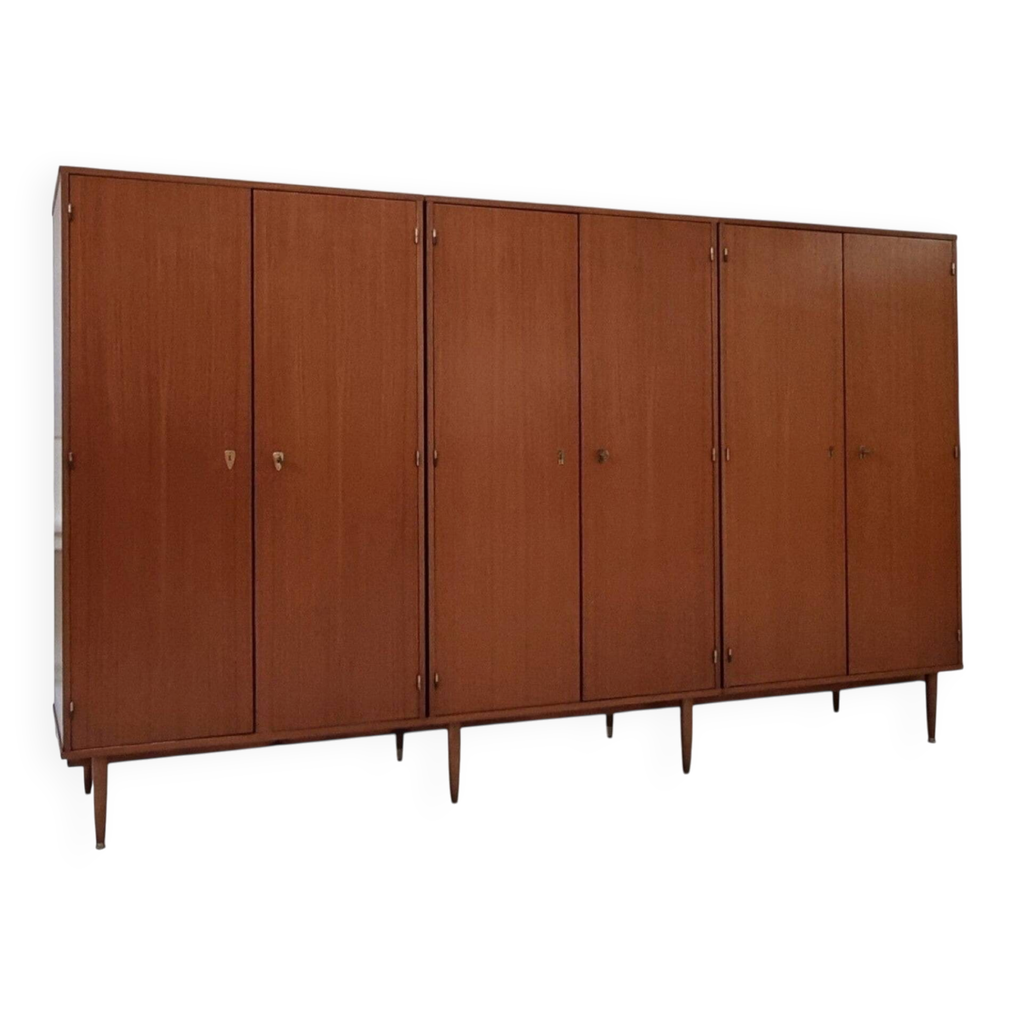 Armoire du milieu du siècle