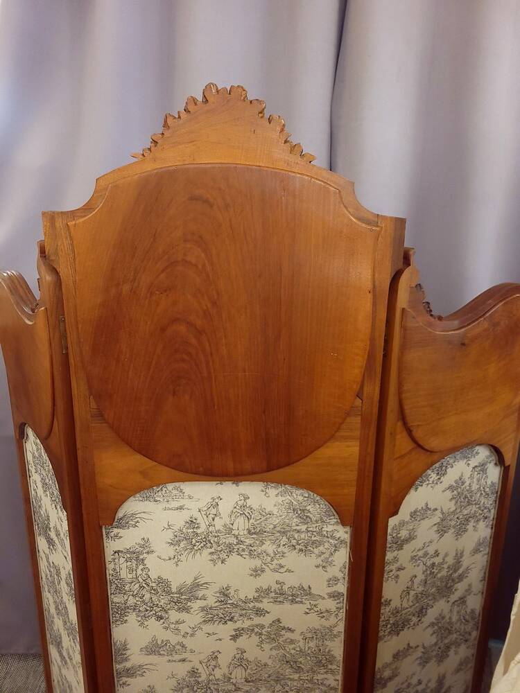 Louis XV screen, Toile de Jouy