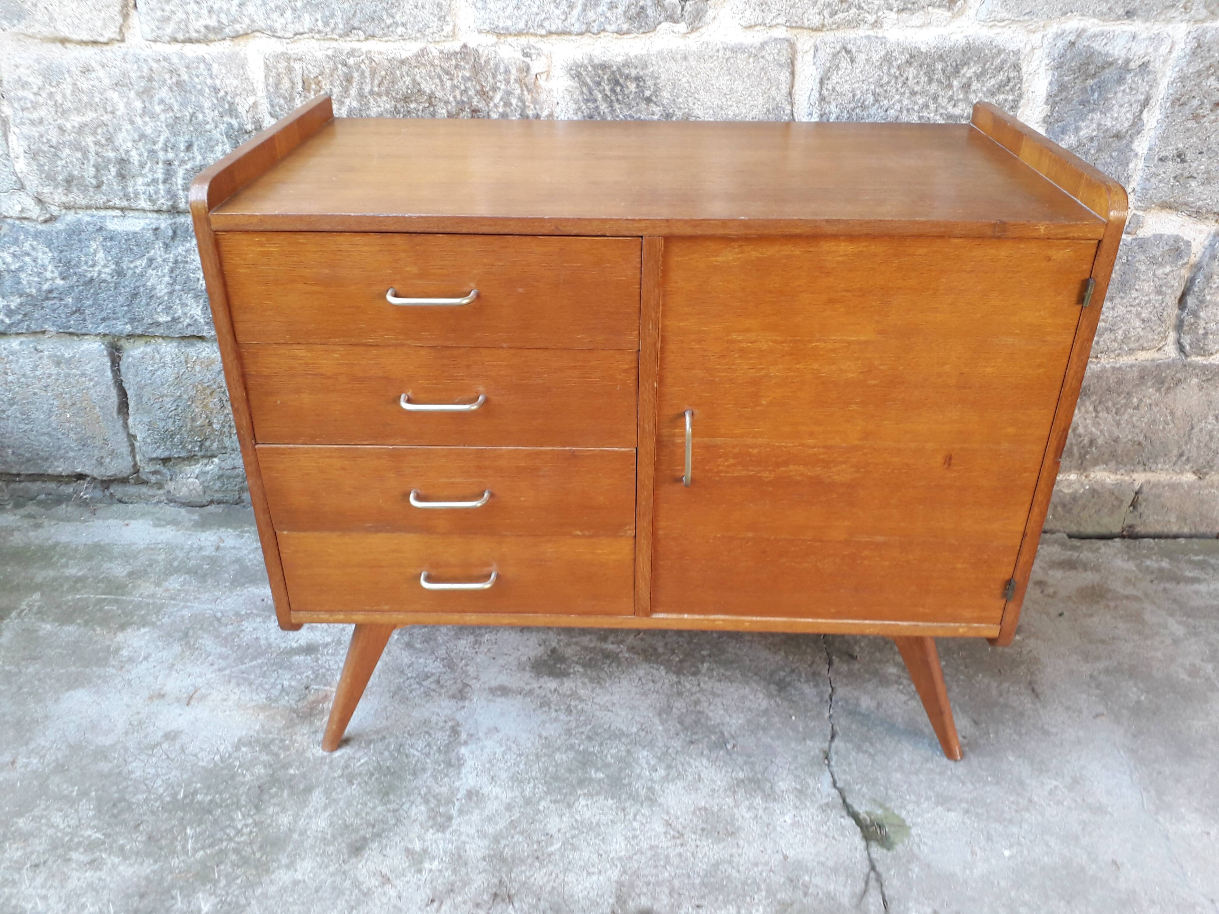 Vintage dresser compass feet