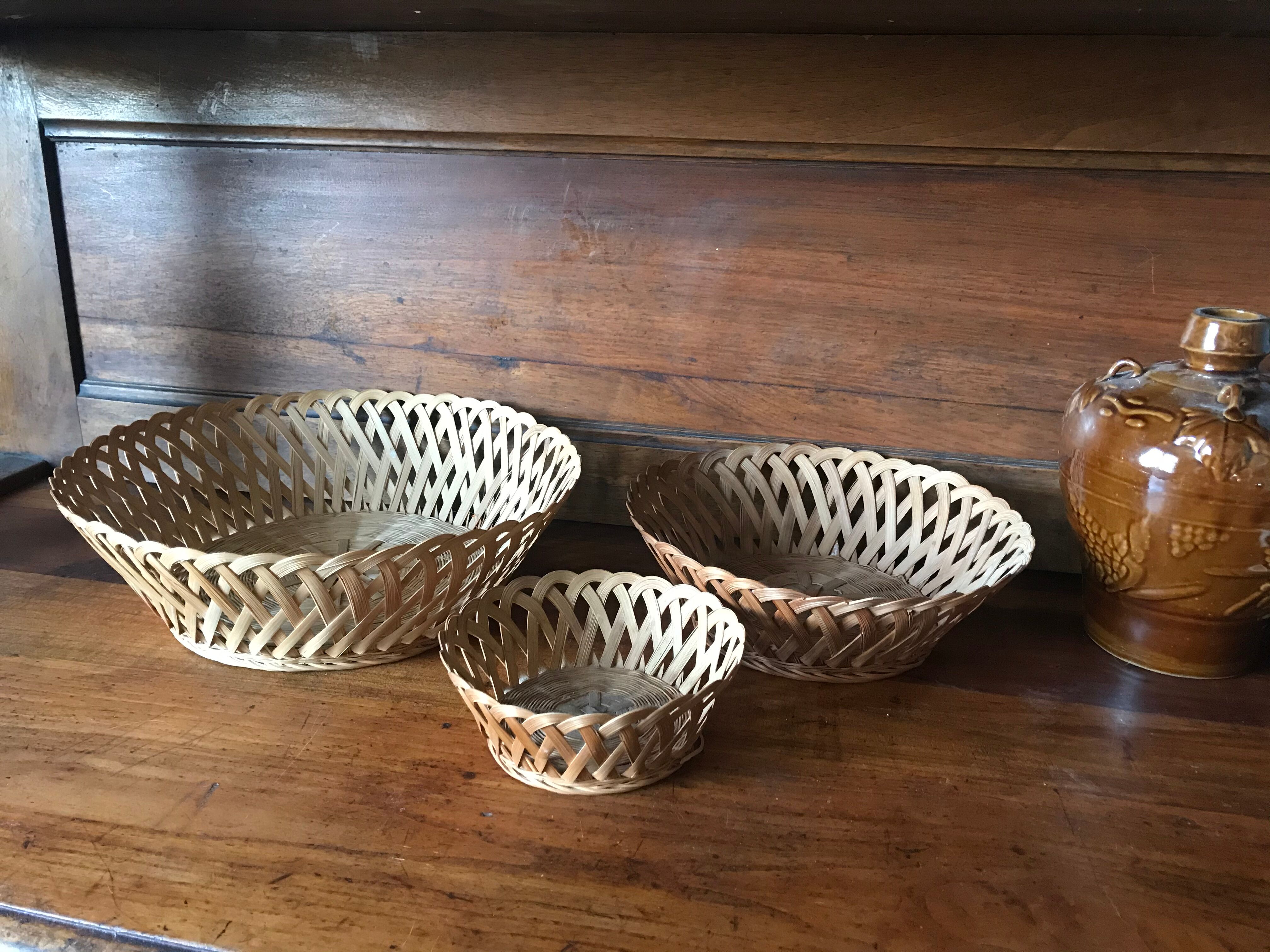 Suite de corbeilles vintage
