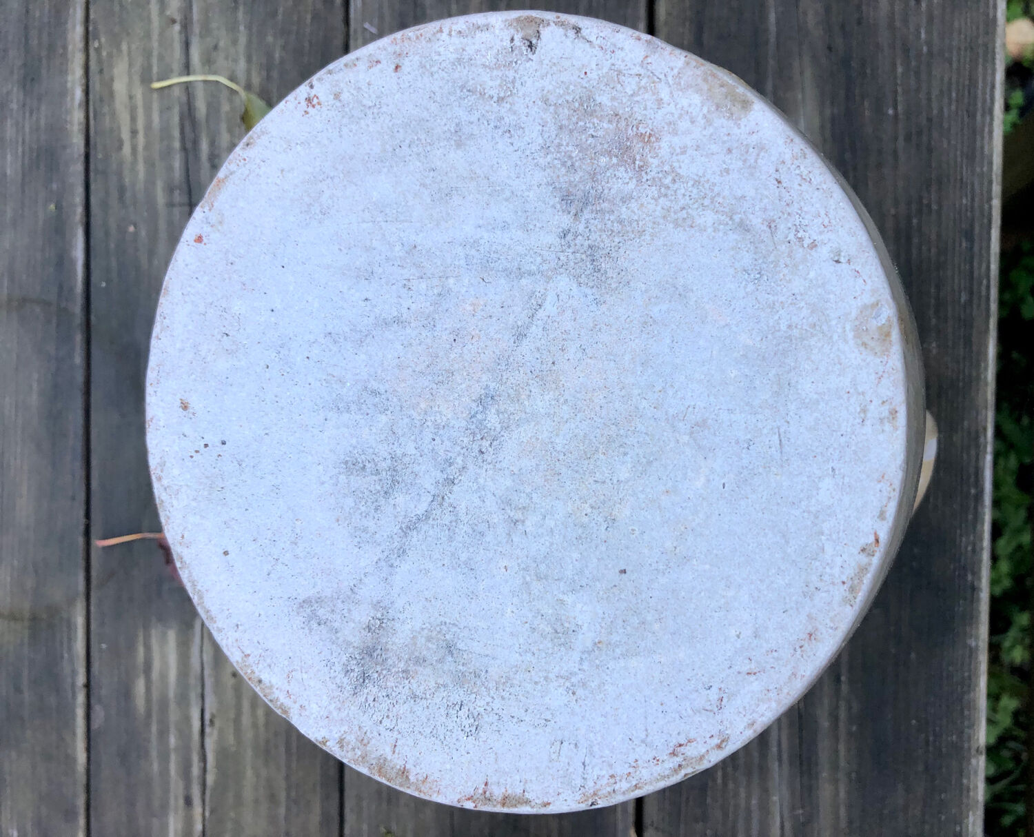 Glazed stoneware pot