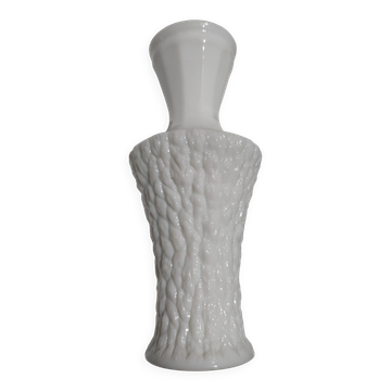 Vase en opaline