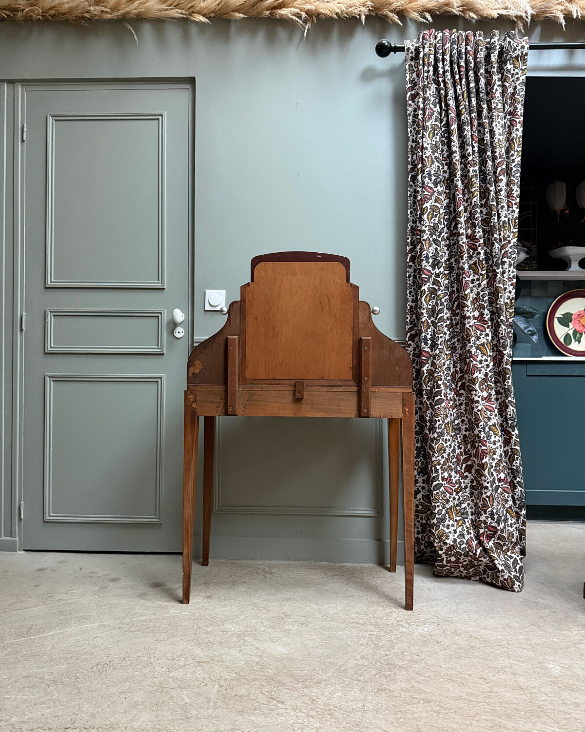 Art Deco dresser (renovated)