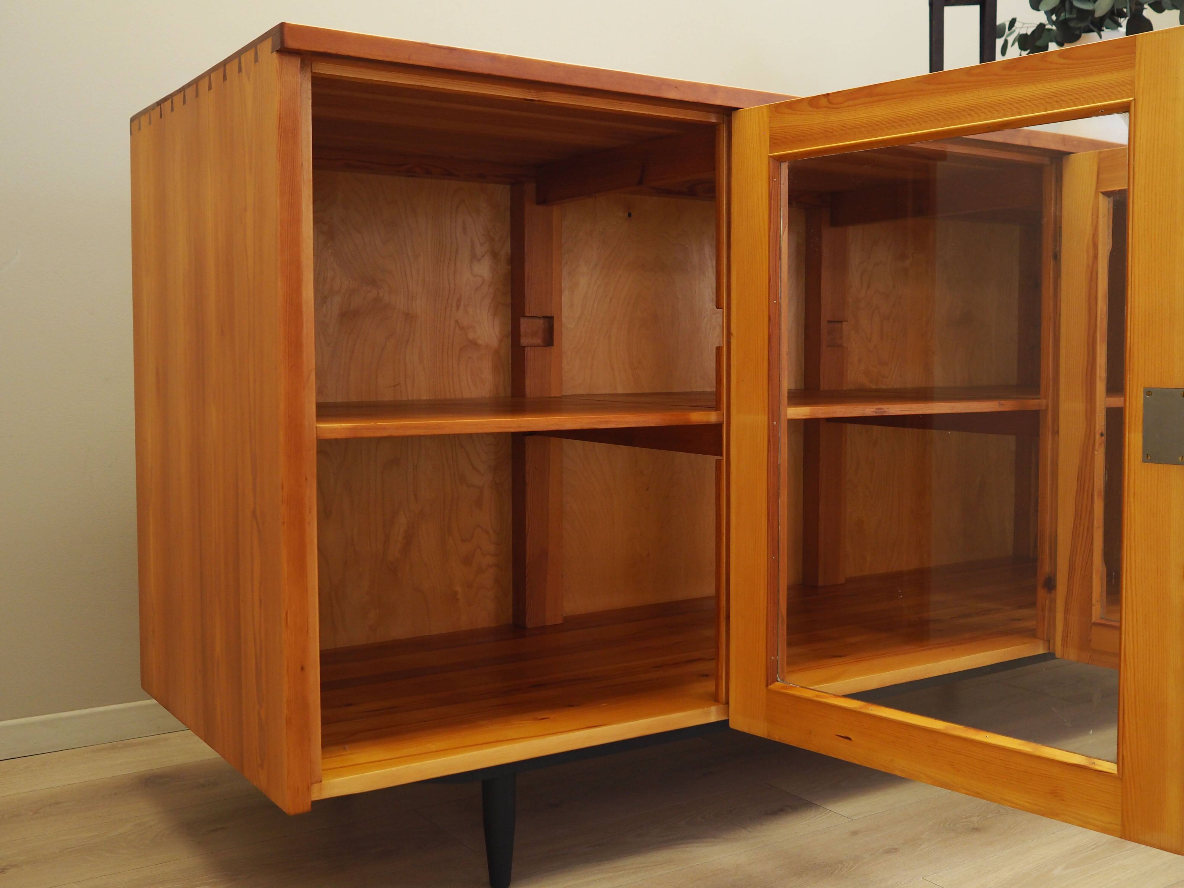 Pine showcase, Danish design, 1980s, production: Denmark