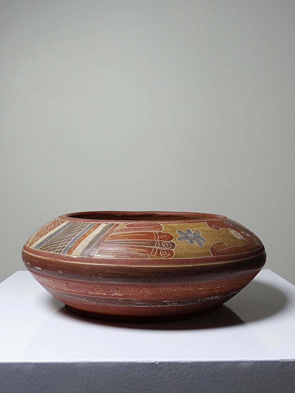 Vintage pre-Columbian style handcrafted ceramic decorative bowl
