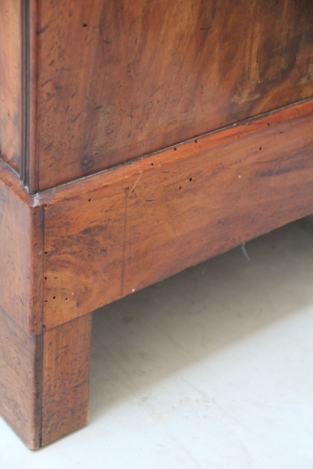 Louis Philippe's dresser in walnut magnifying glass XIX