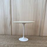 Calacatta Oval Side Table KNOLL