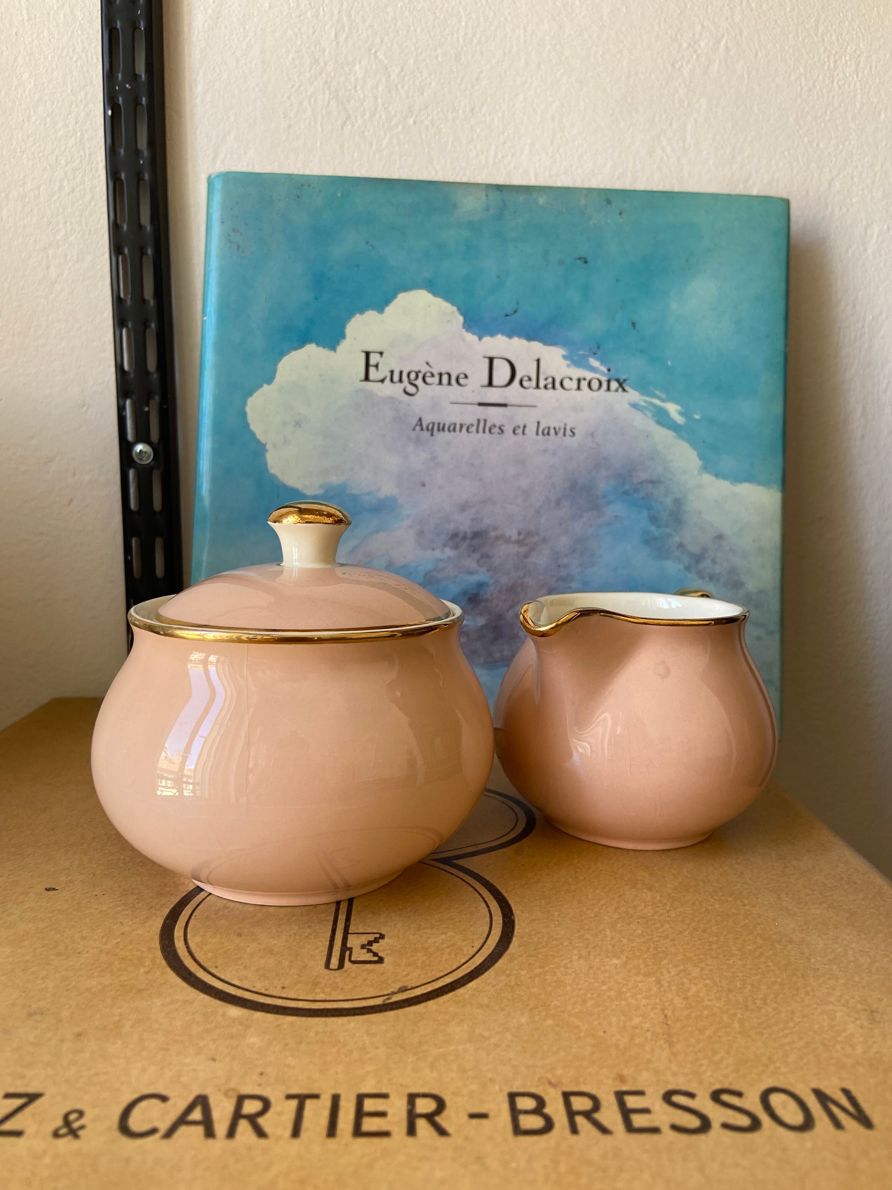 Crémier de villeroy et boch with the inscription "nous deux"