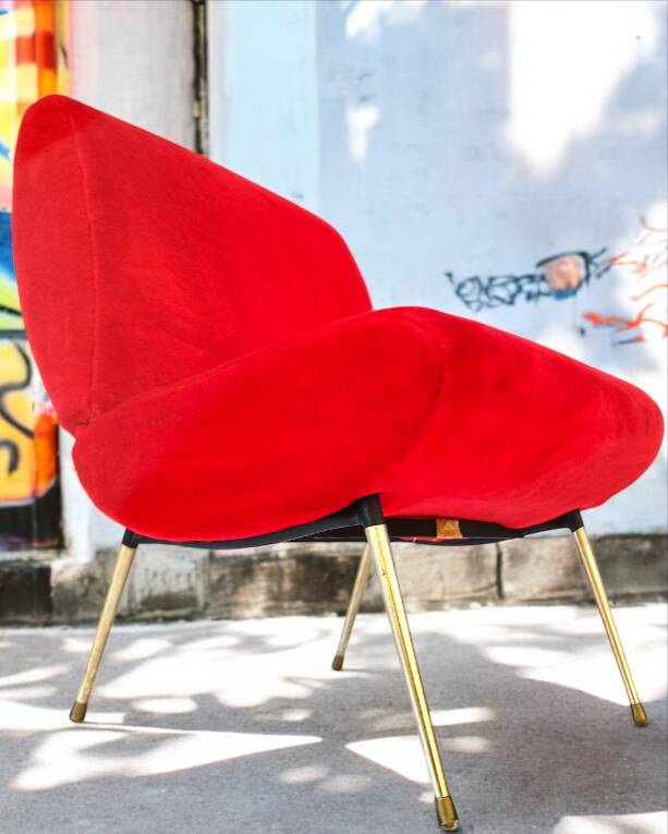 Vintage PELFRAN "Kiss" armchair