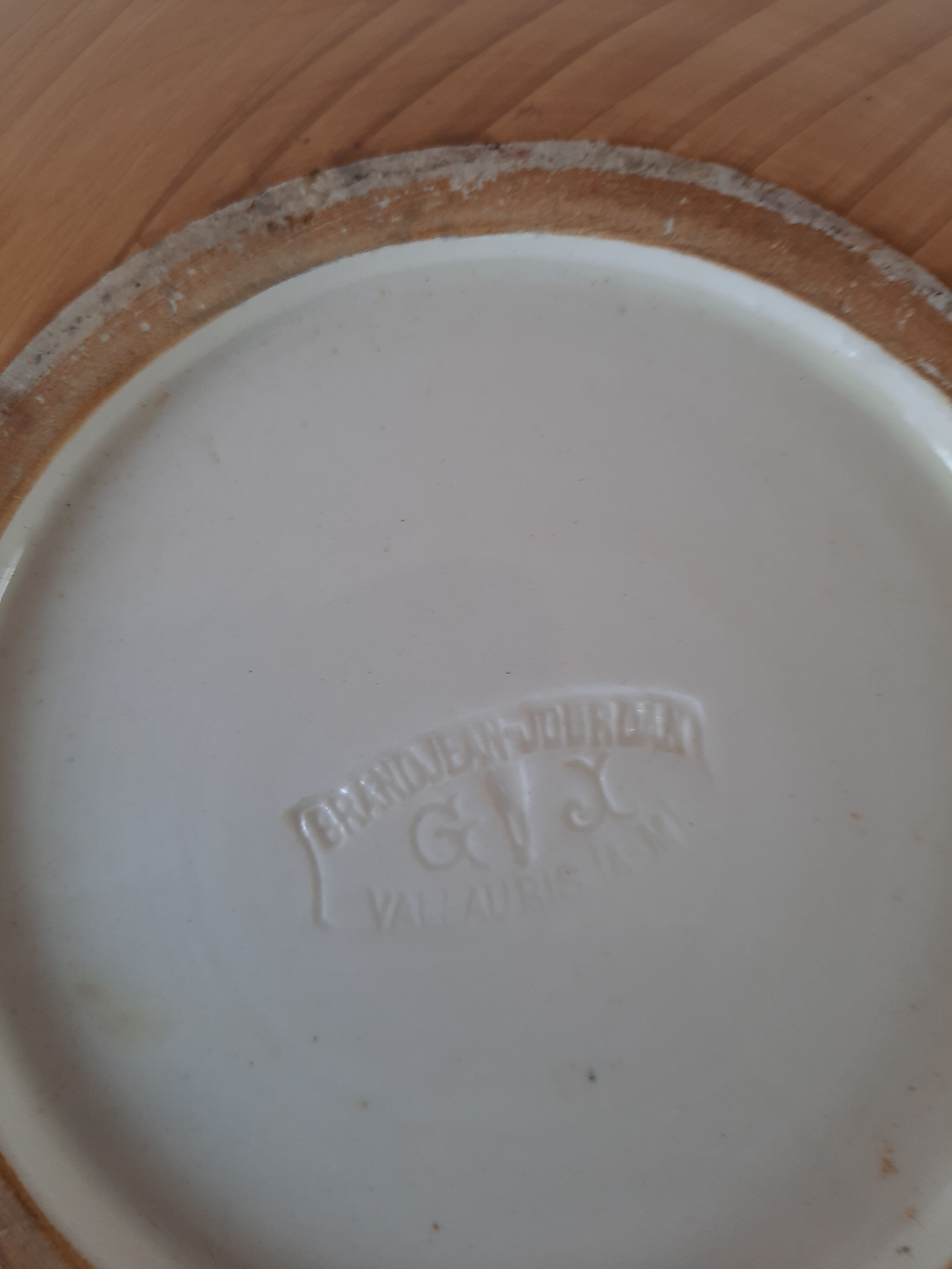 Plate in vallauris by Grandjean Jourdan