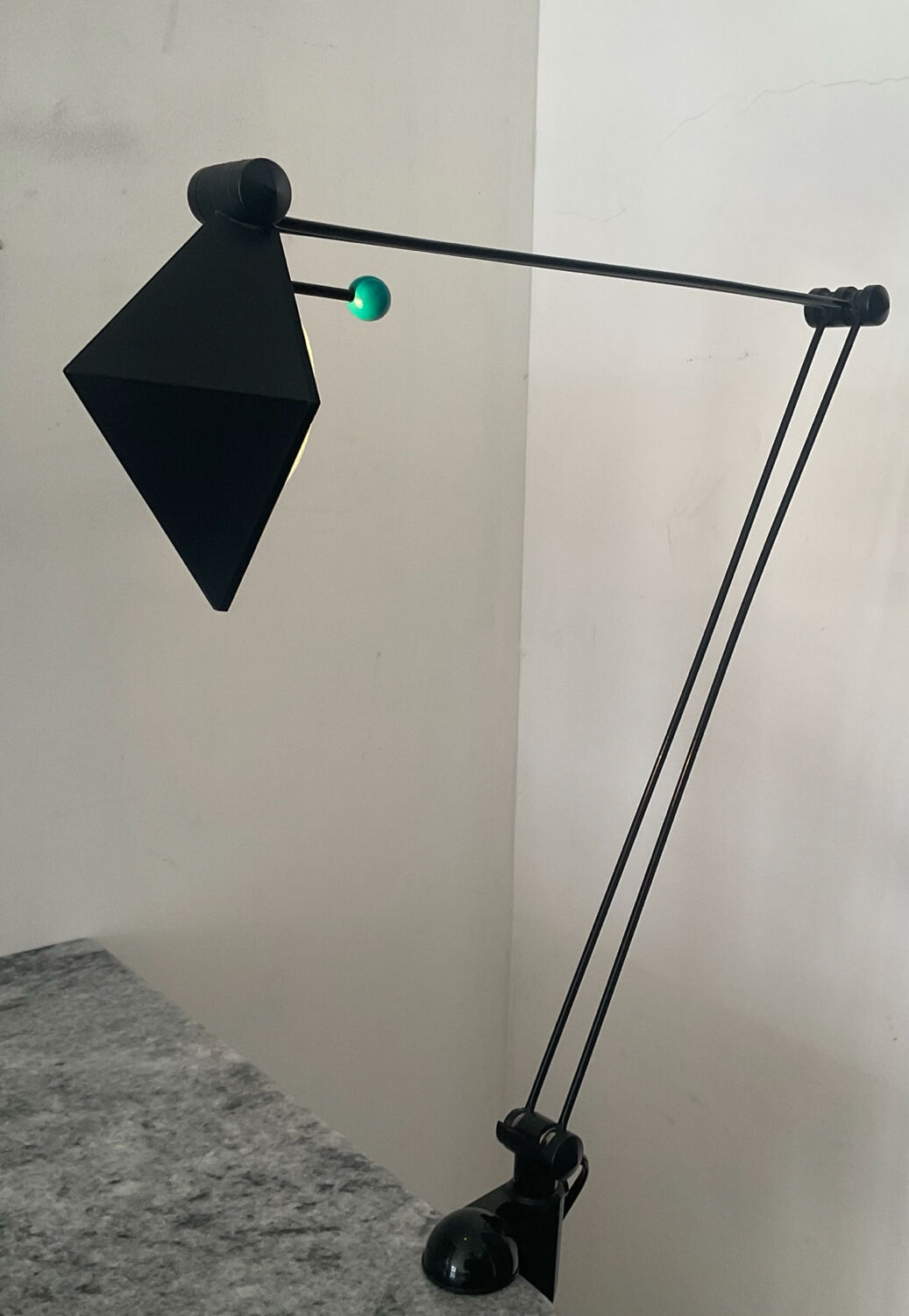 Post-Modern articulated lamp in Memphis style from the 1980s.
