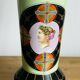 Vase Lebœuf Millet & Cie décor Empire profil femme romaine sur fond vert