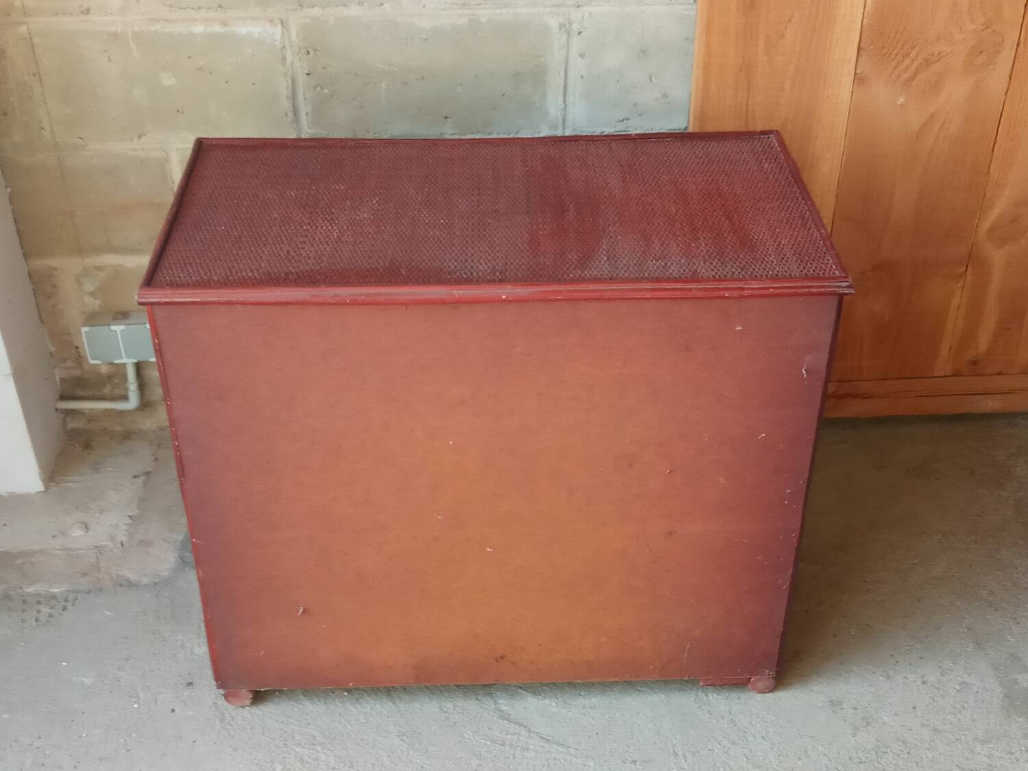 Vintage red lacquered rattan chest of drawers