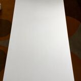 Table en bois blanc