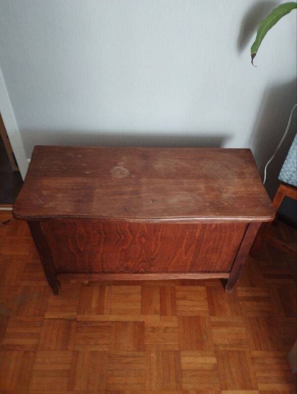 Coffre en bois