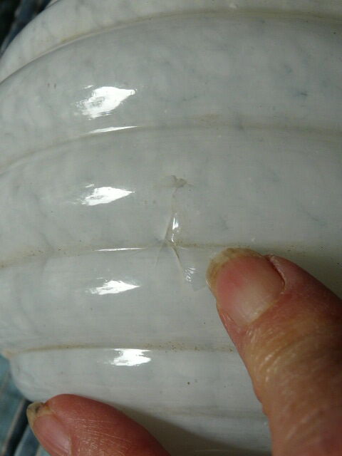 Clichy glass wall lamp with porcelain support 50s