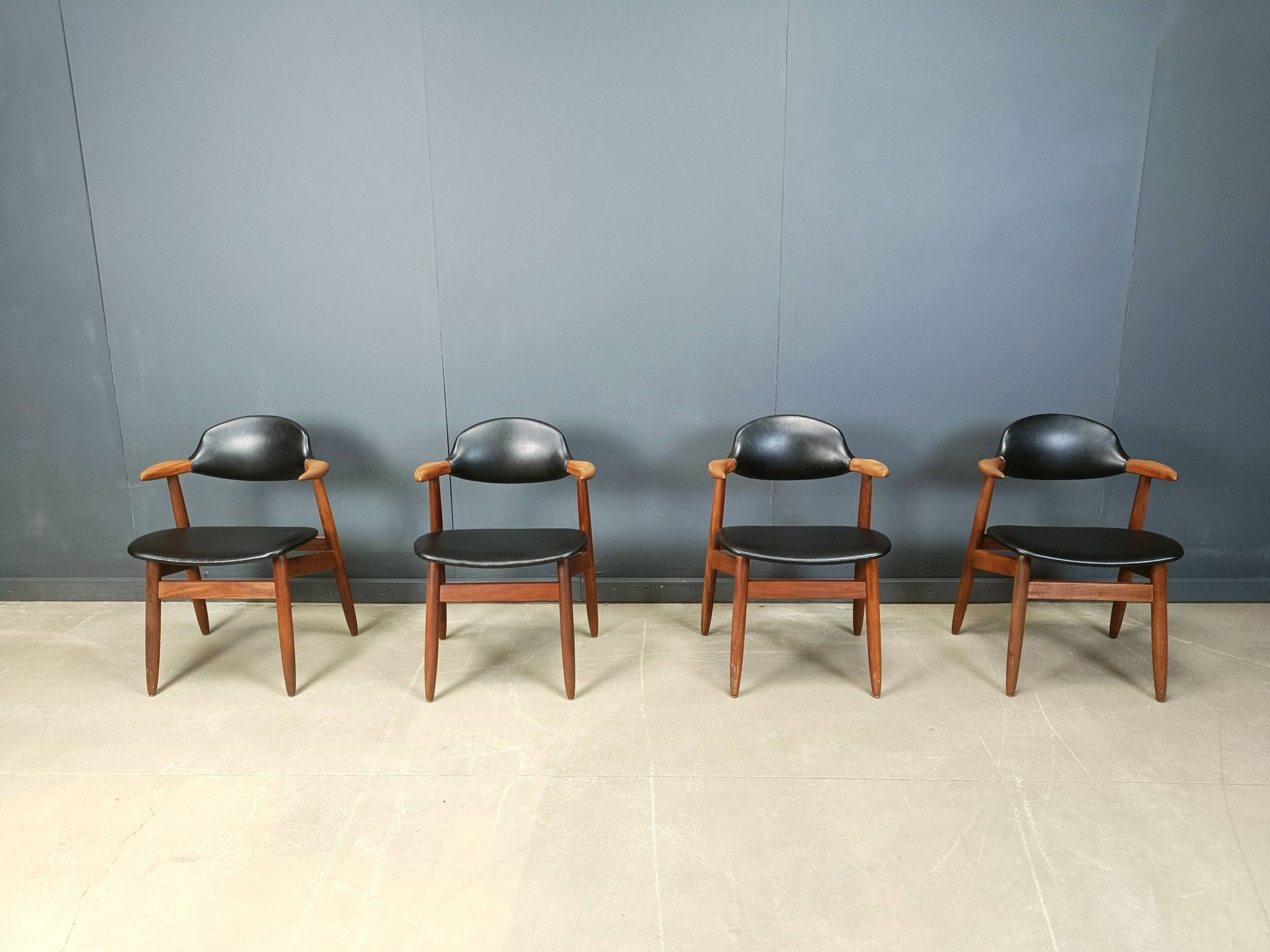 Vintage Cowhorn Dining Chairs by Tijsseling Meubelfabriek, Hulmefa, 1960s,