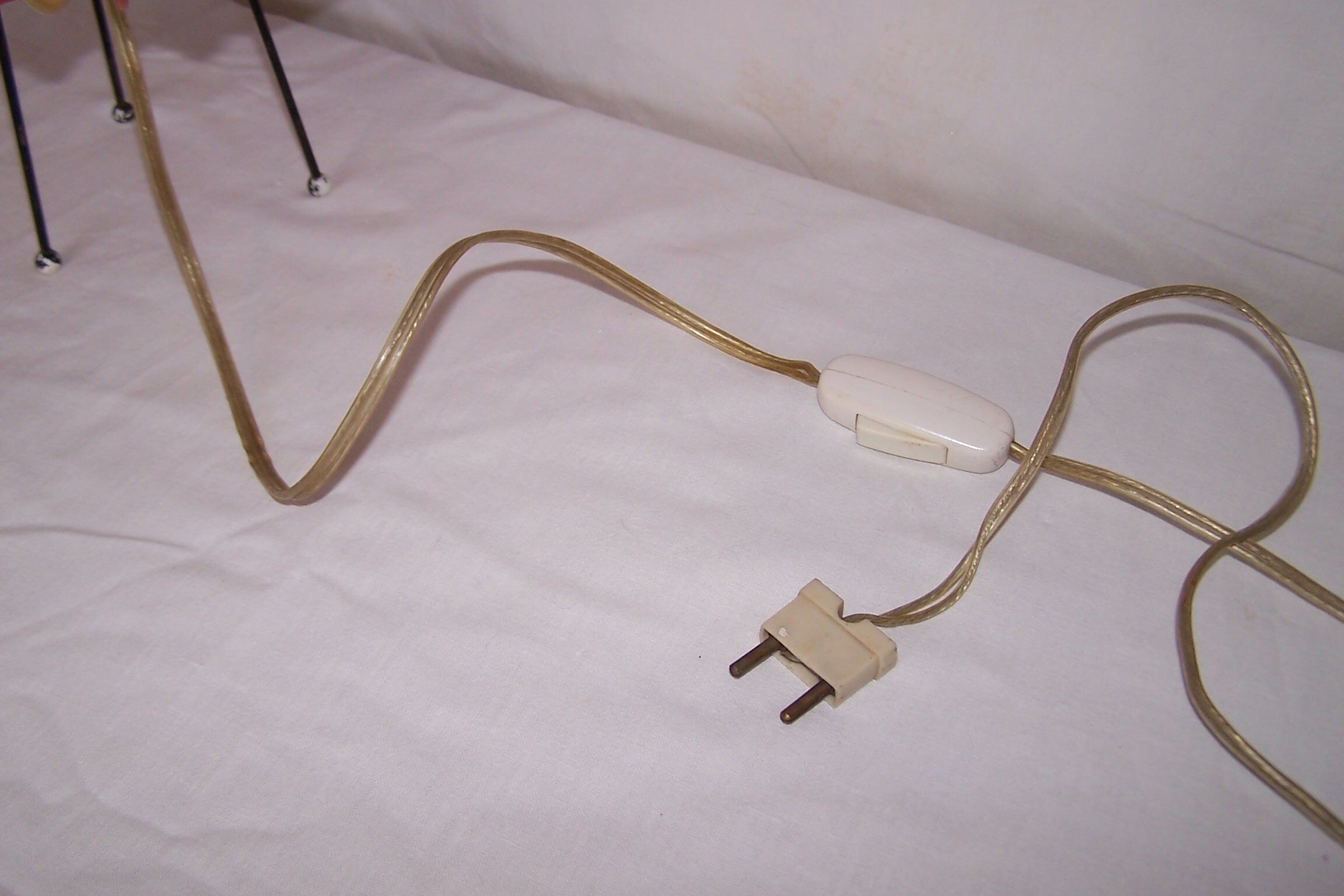 Tripod lamp of the 50s